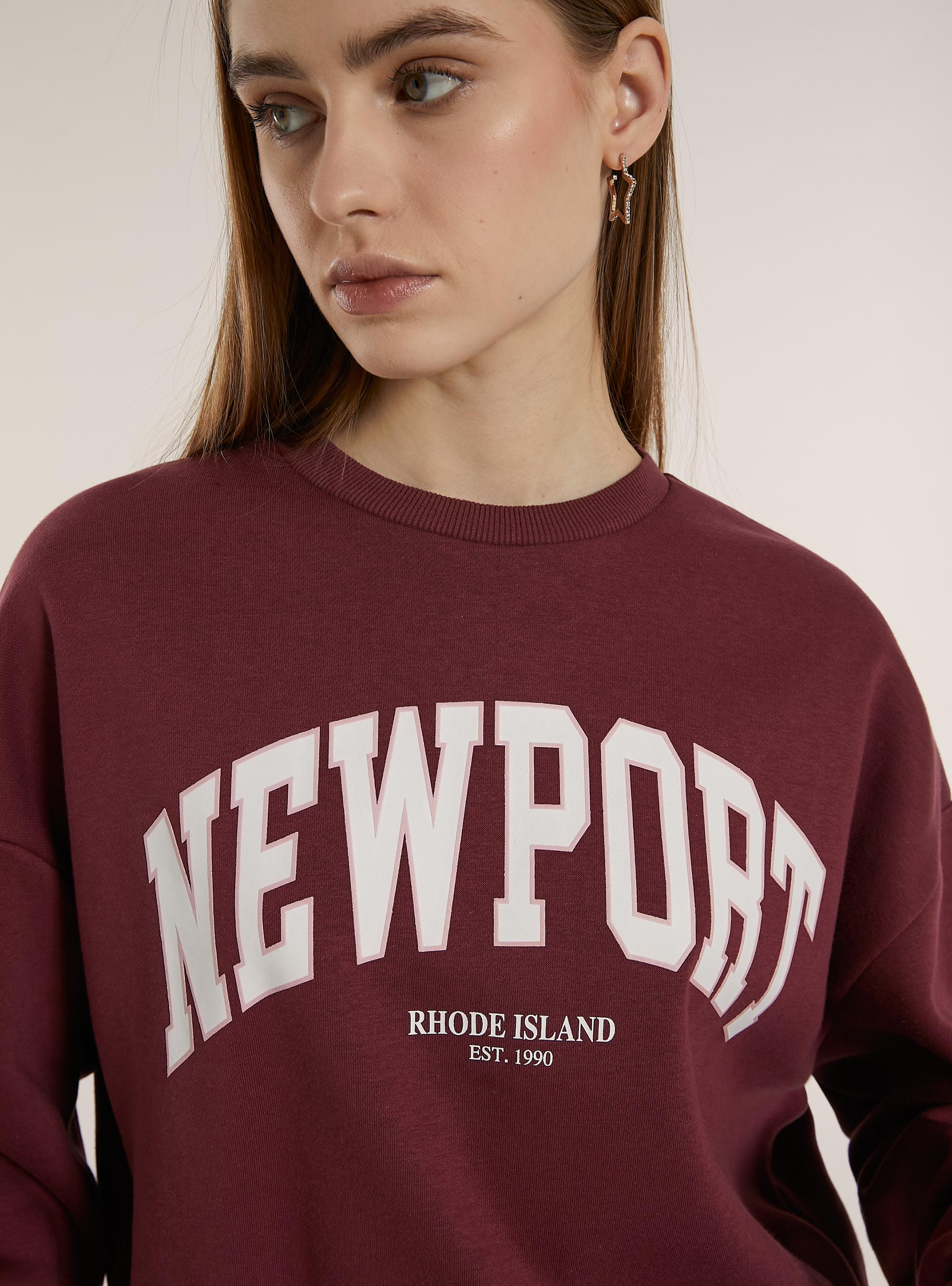 Sweatshirt mit Boxy-Fit und City-Print, BO1 BORDEAUX DARK