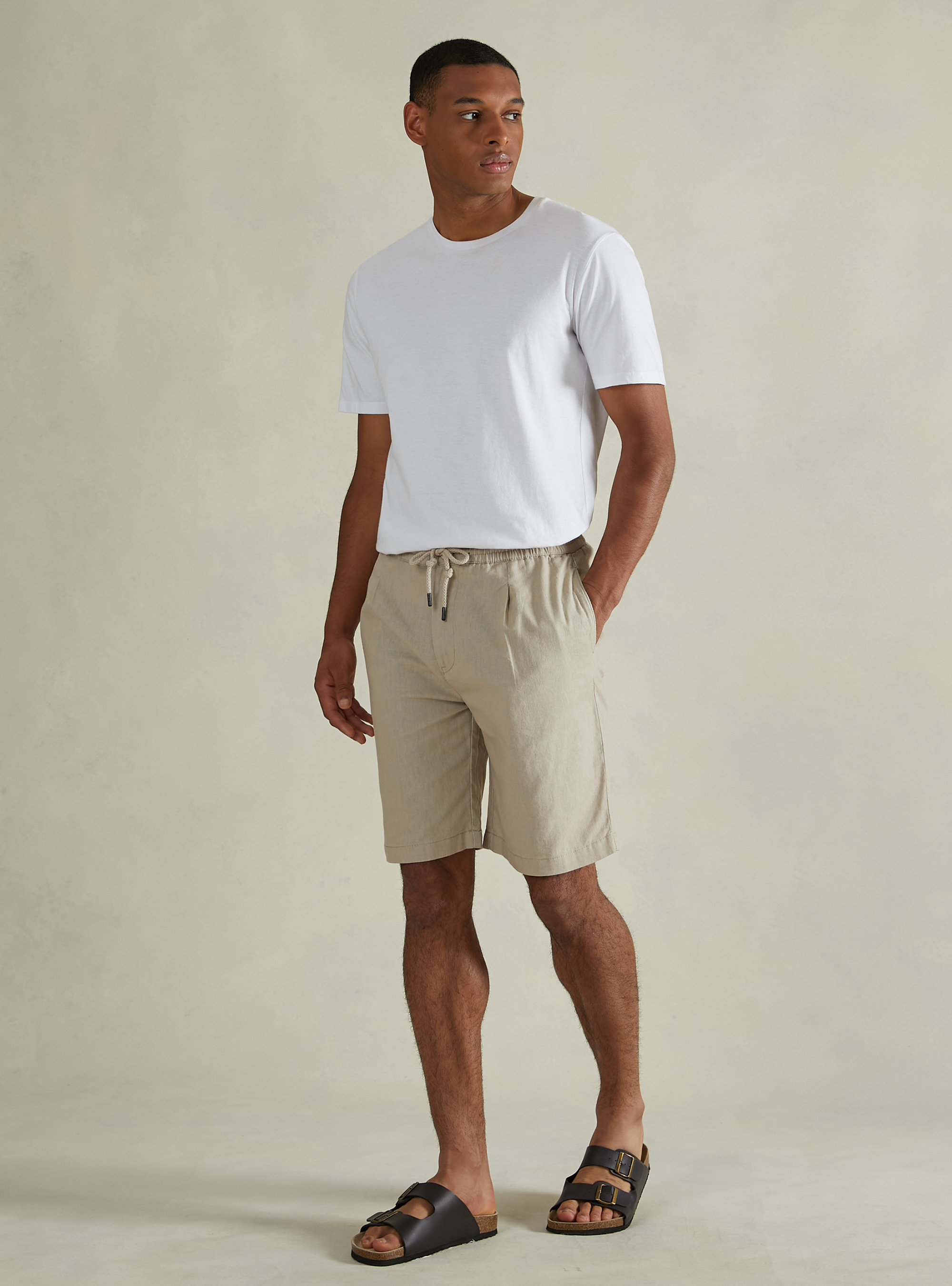 Linen Bermuda Shorts with Drawstring, BG3 BEIGE LIGHT