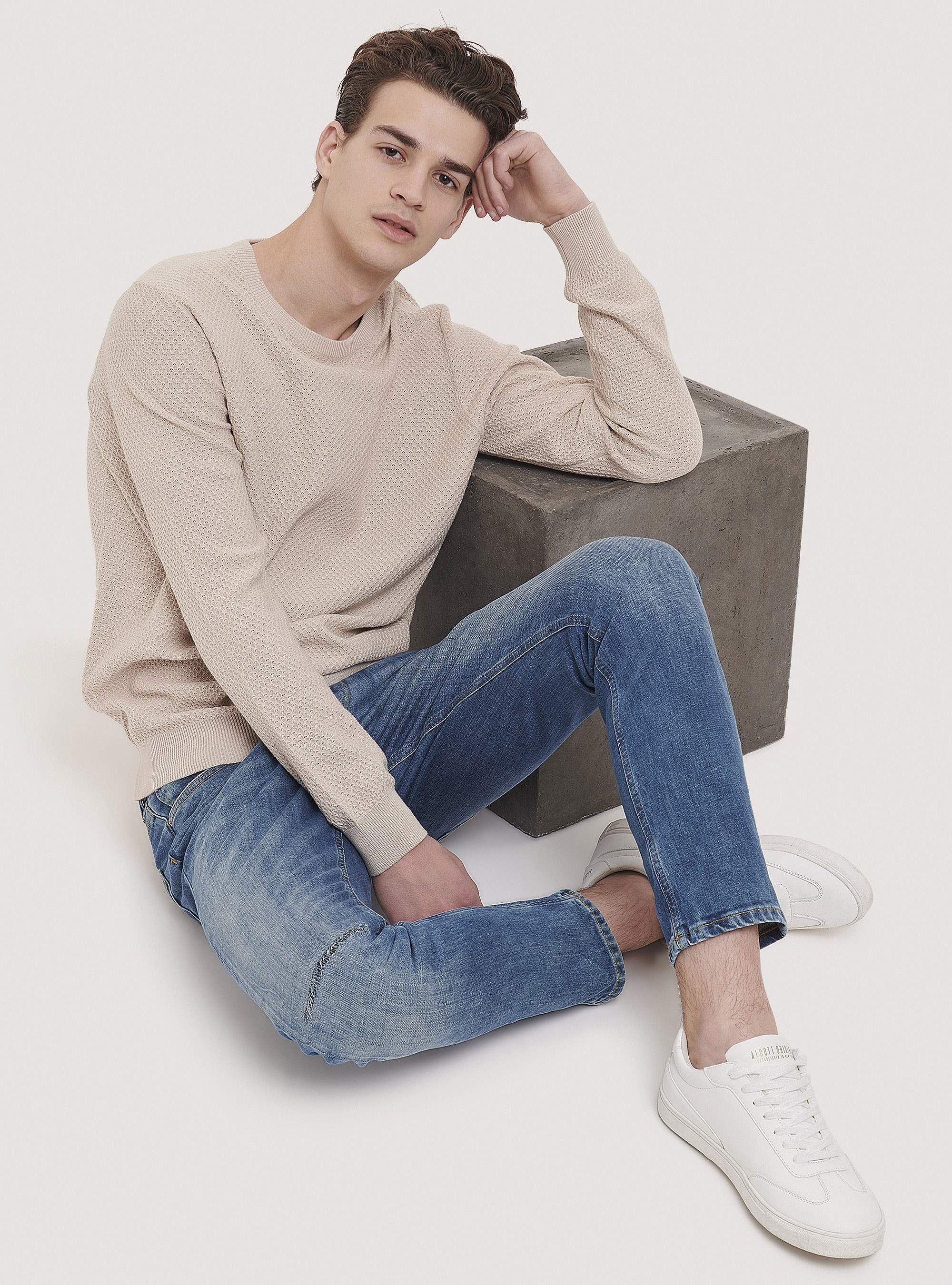 Crew-neck pullover with honeycomb texture, C1150 SAND