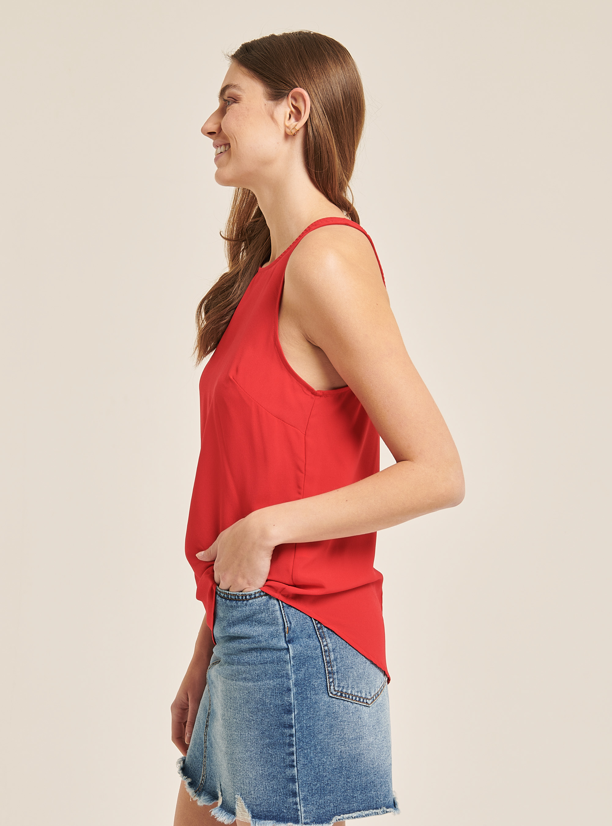 Blouse with zipper on the back, RED