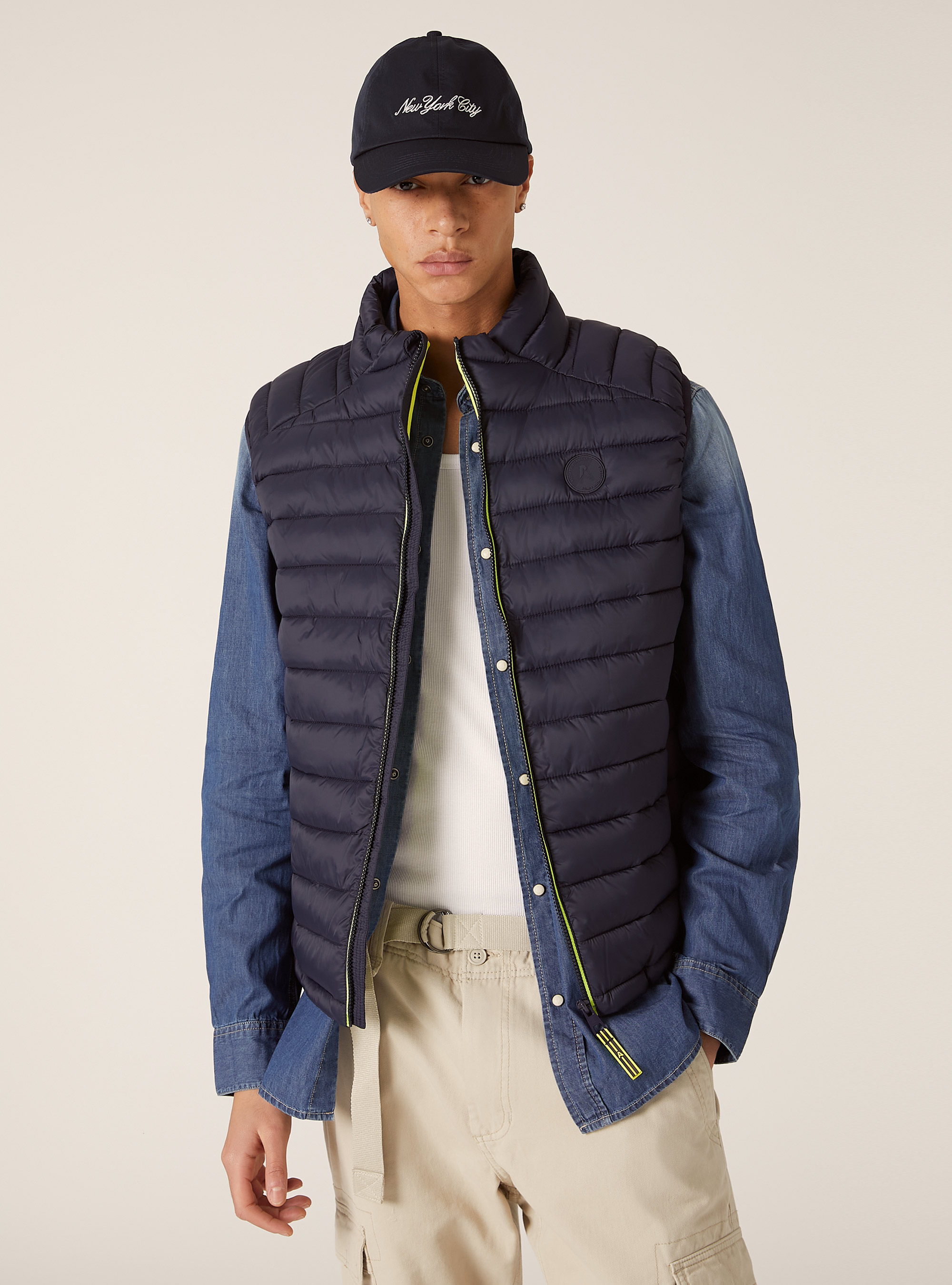 Manchon rembourr&eacute; avec fermeture &eacute;clair contrast&eacute;e, NA2 NAVY MEDIUM