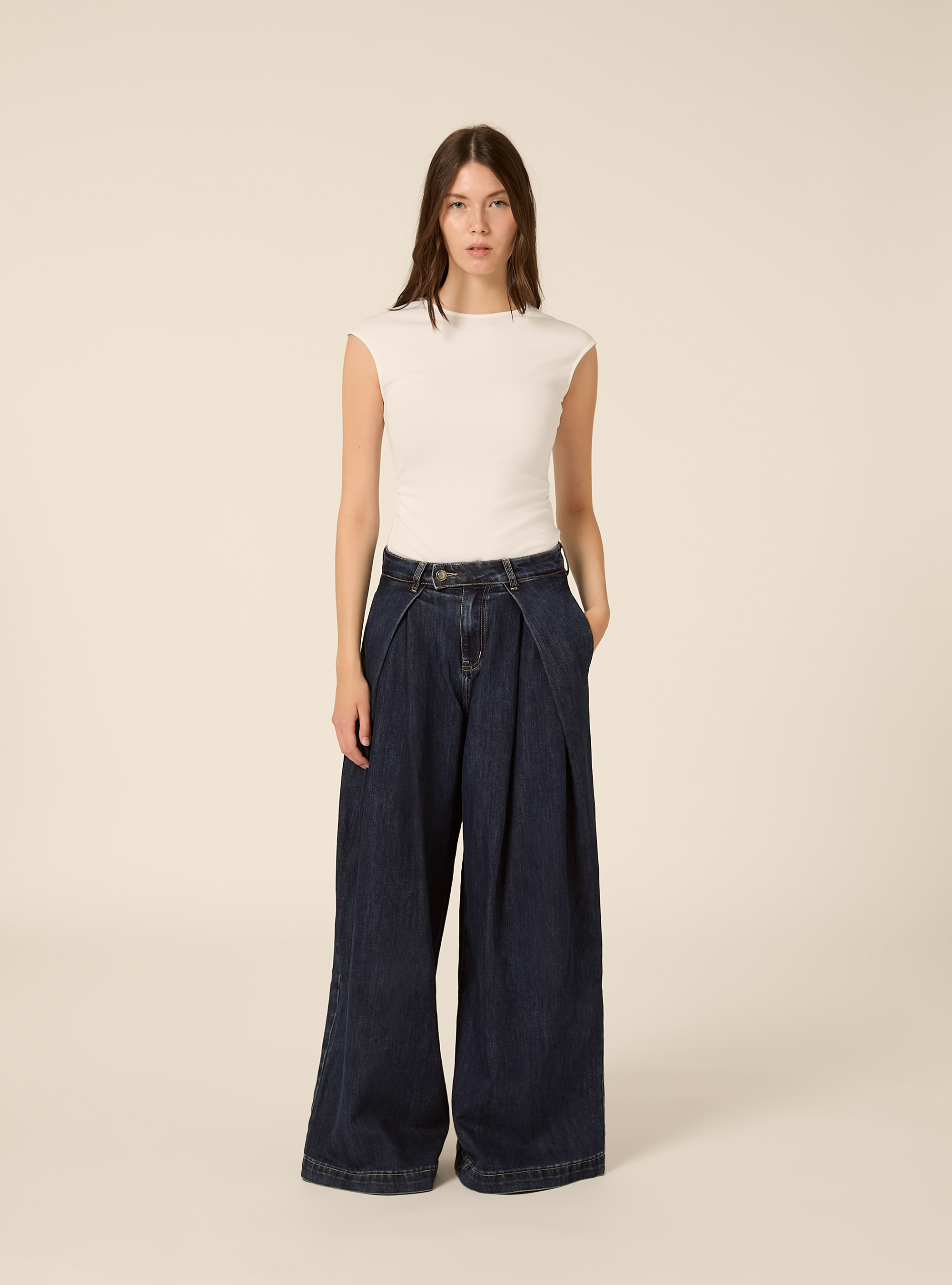 Wide leg palazzo jeans with front pleats, D002 MEDIUM DARK BLUE