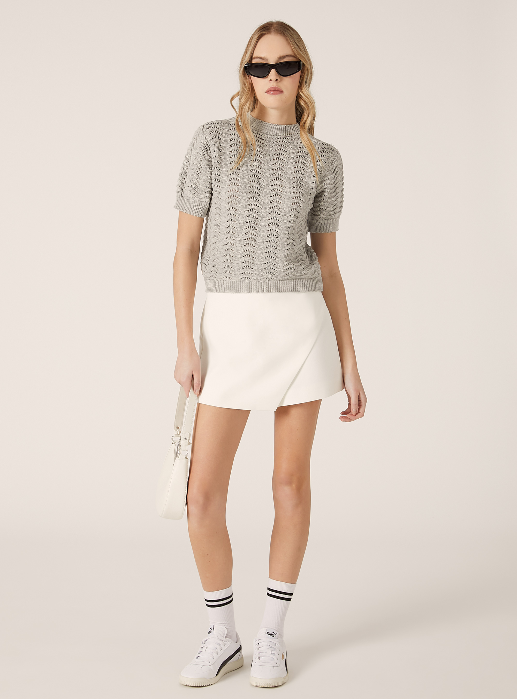 Kurzarm-Pullover mit durchbrochenen Ärmeln und Cropped-Jersey, MGY1 GREY MEL DARK