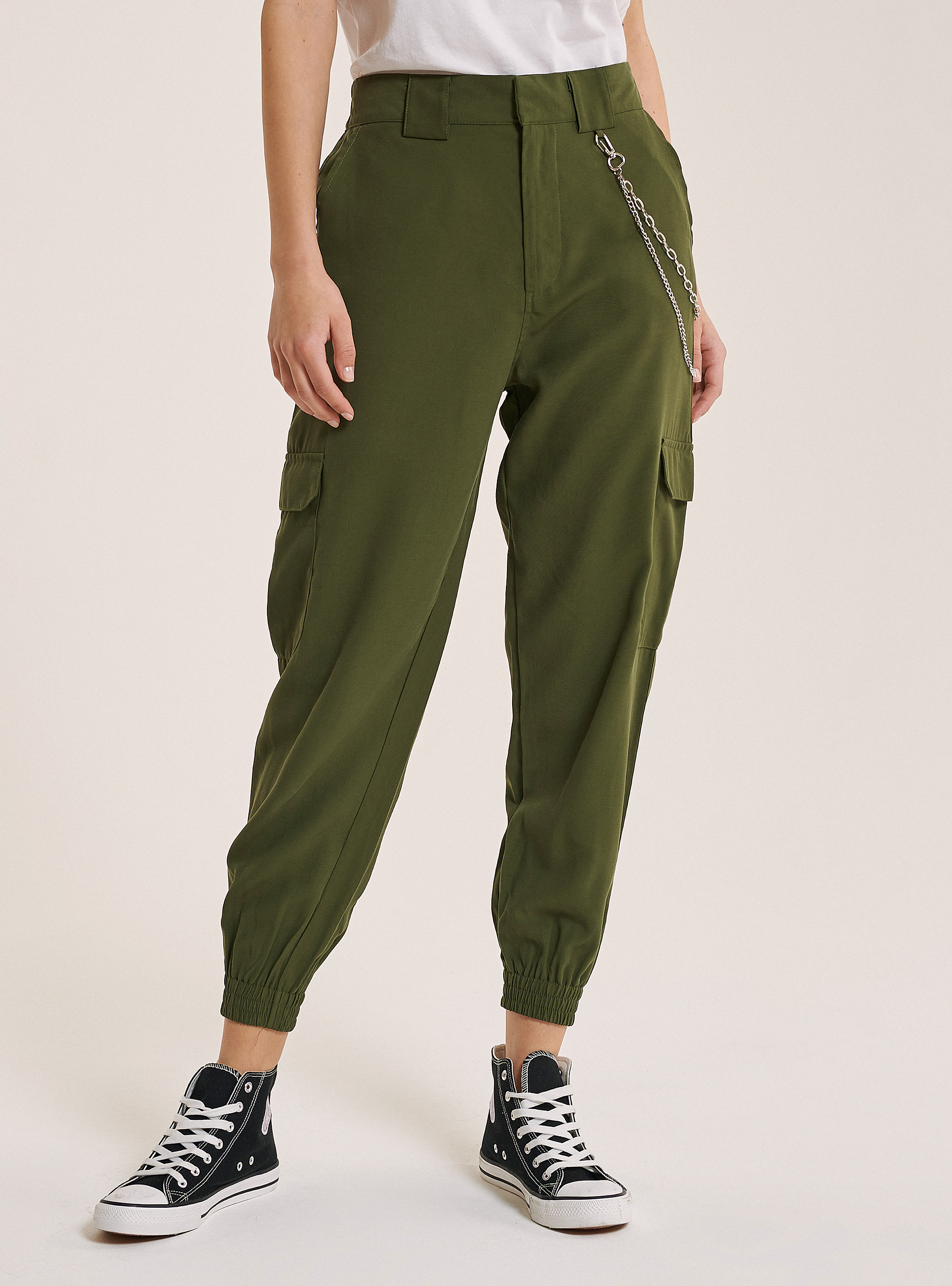 Comfort fit trousers with maxi pockets and chains, C6631 KAKY