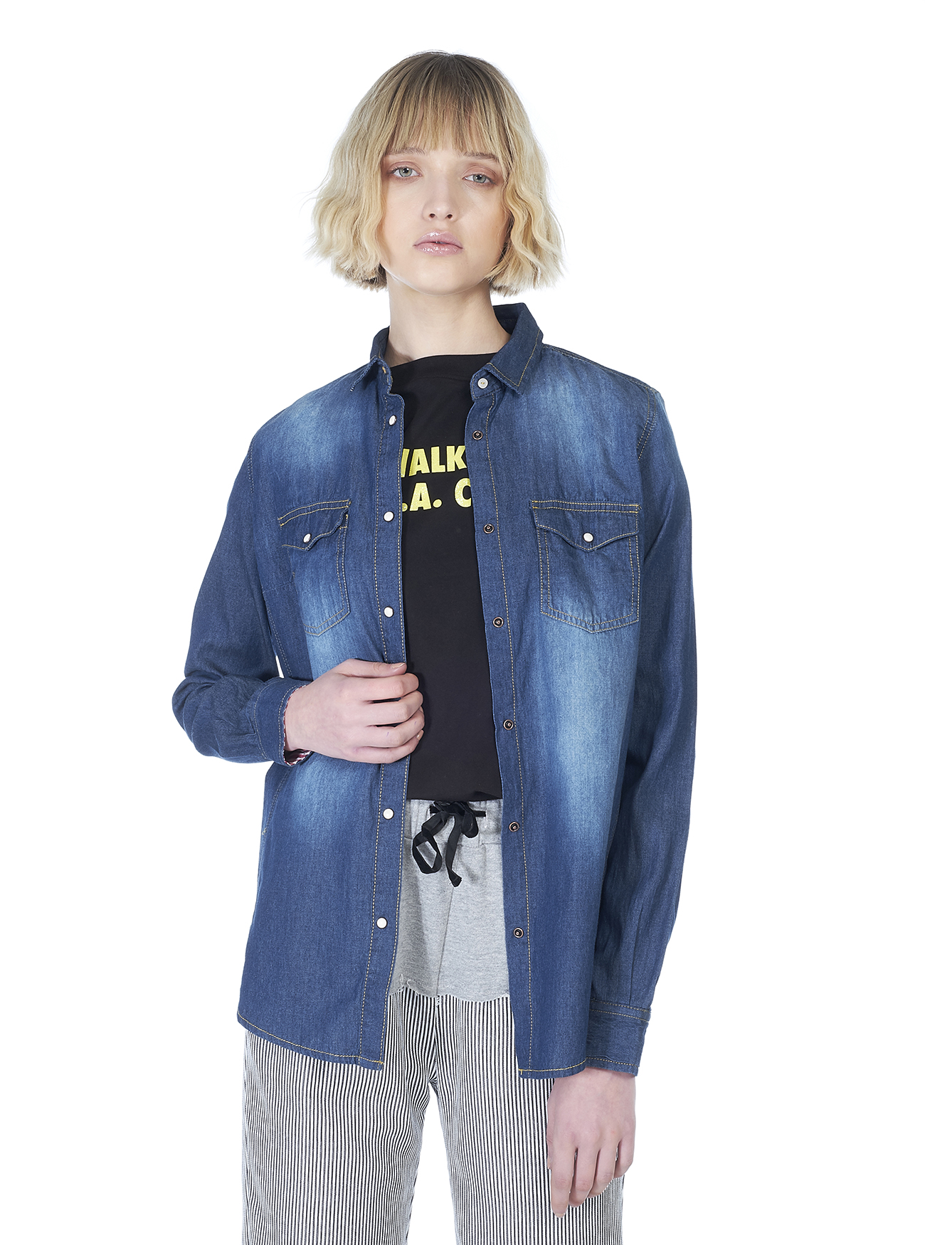 Camicia di jeans slim fit con tasche frontali, BLUE NAVY