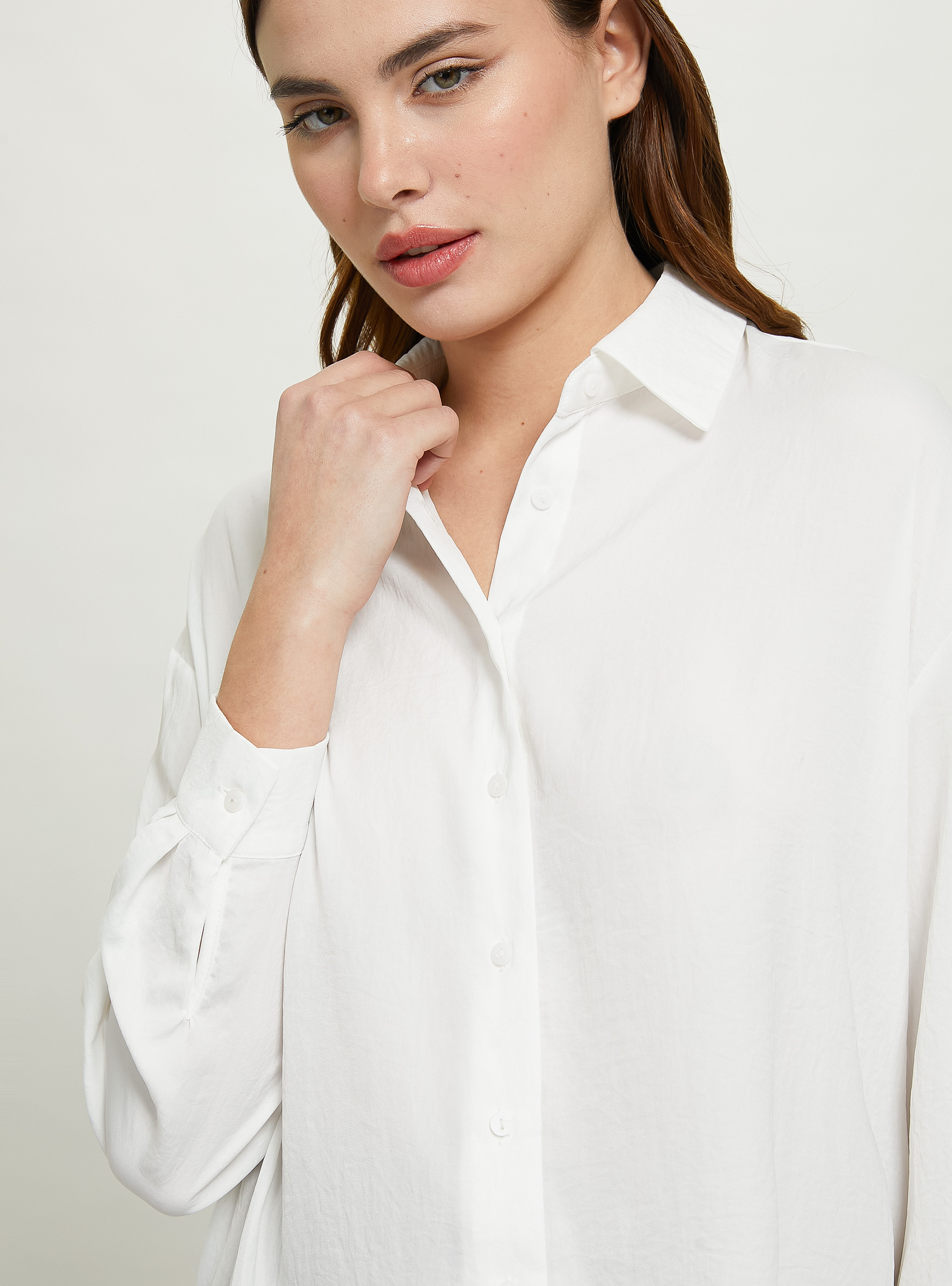 Solid-coloured satin shirt, WH2 WHITE