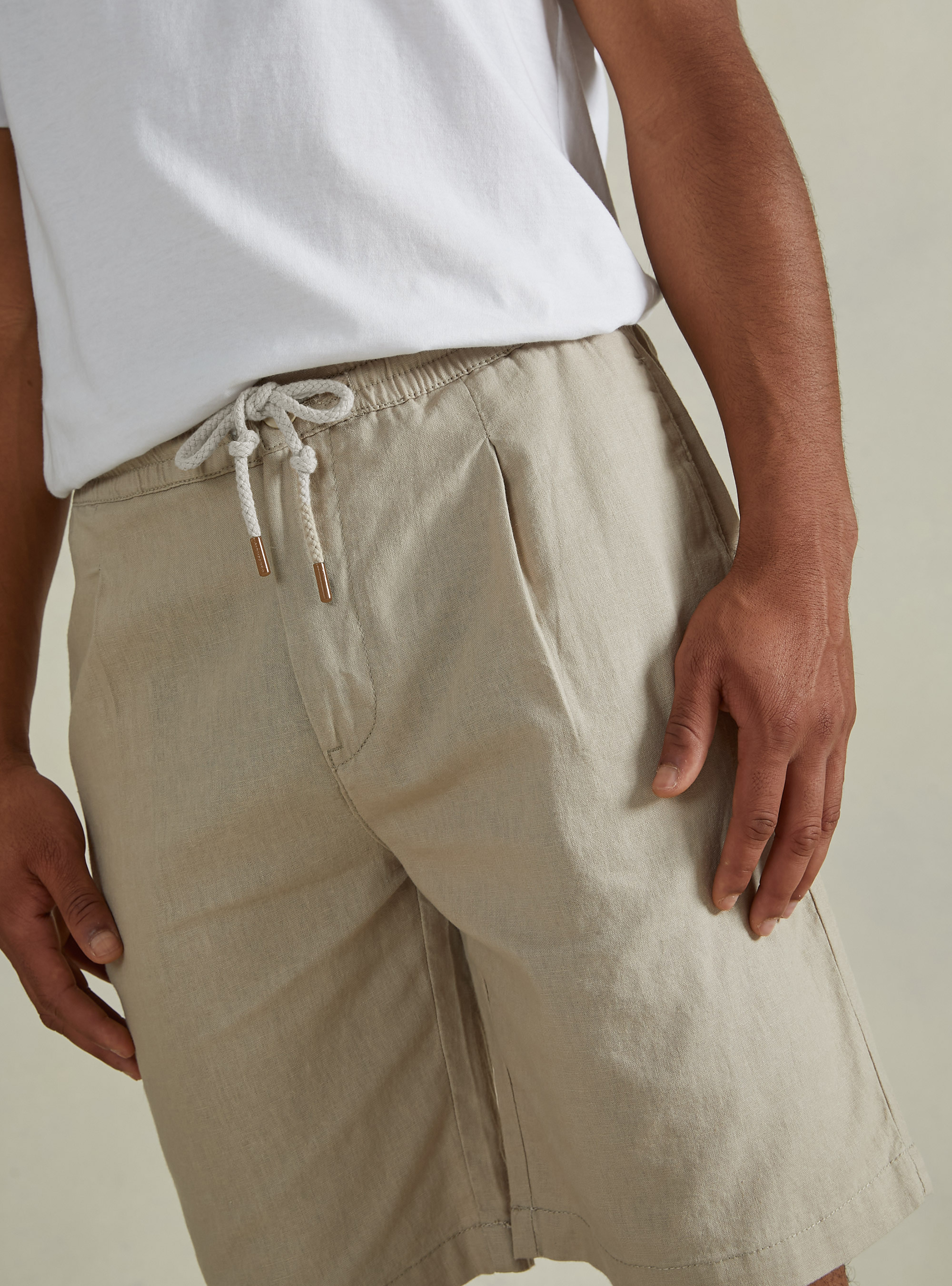 Bermudashorts aus Leinen mit Kordelzug, BG3 BEIGE LIGHT