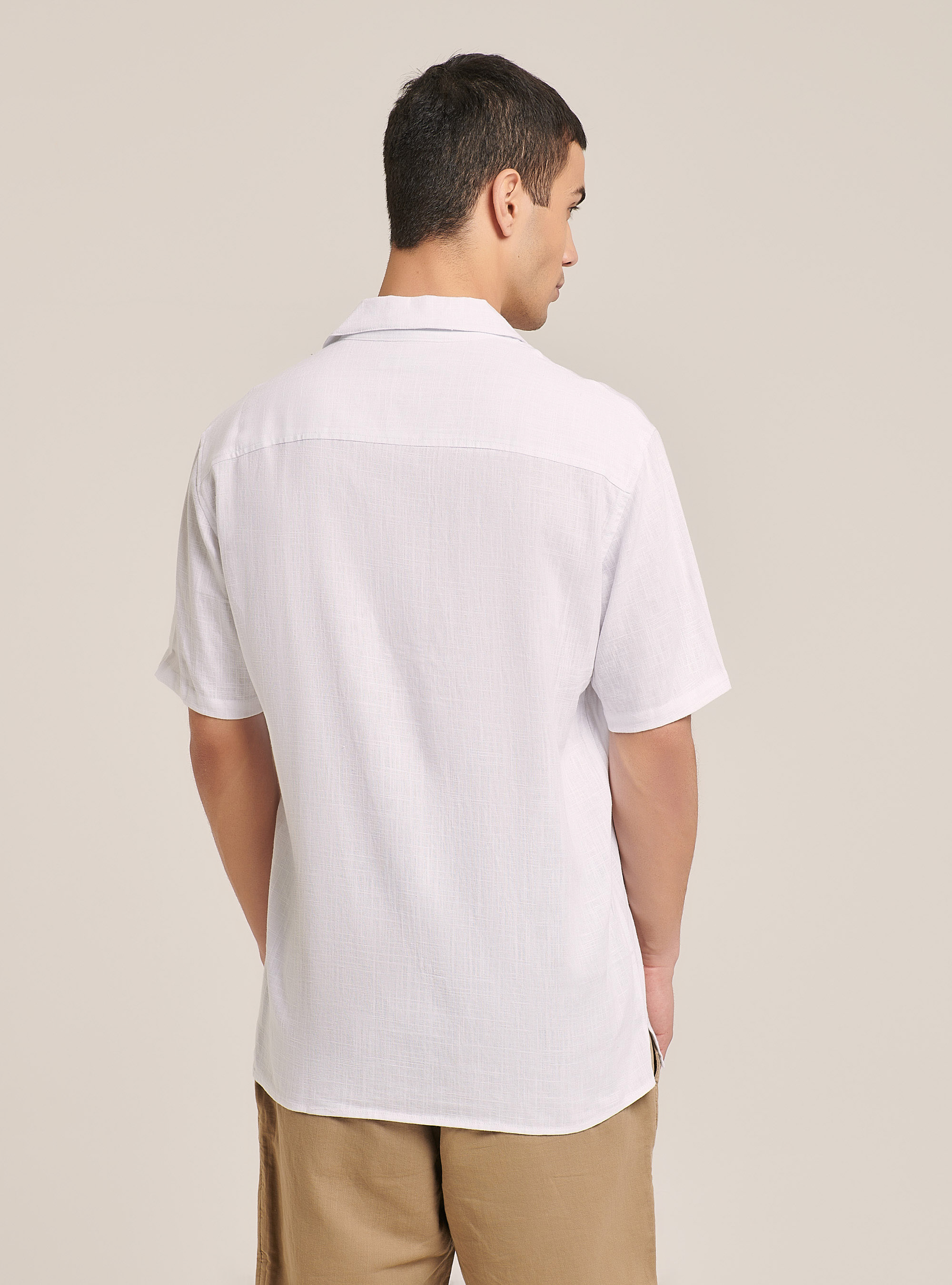 Chemise en lin m&eacute;lang&eacute; avec col bowling, C099 WHITE