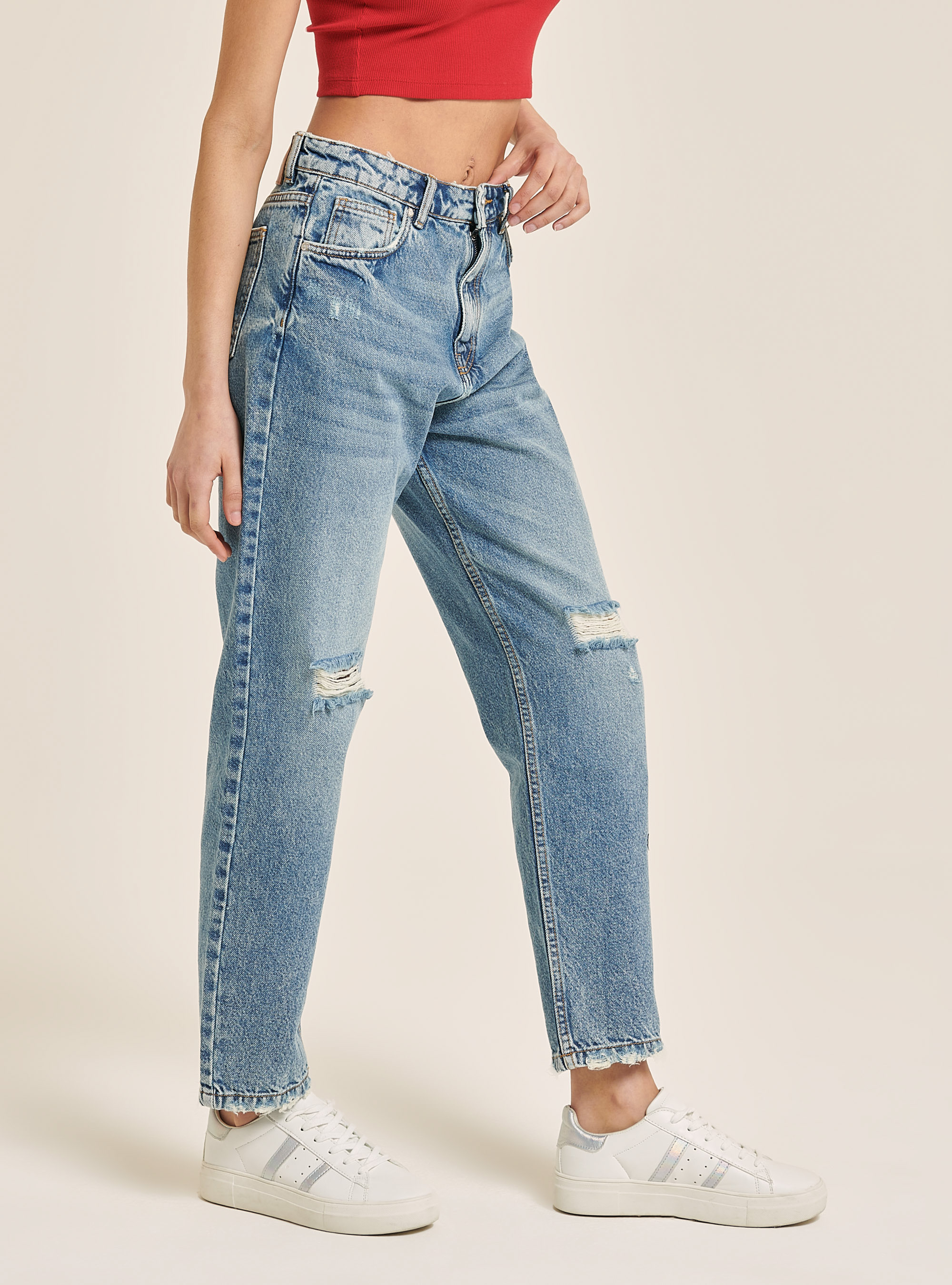 Jeans mom fit in cotone con strappi | Alcott | Jeans Uomo