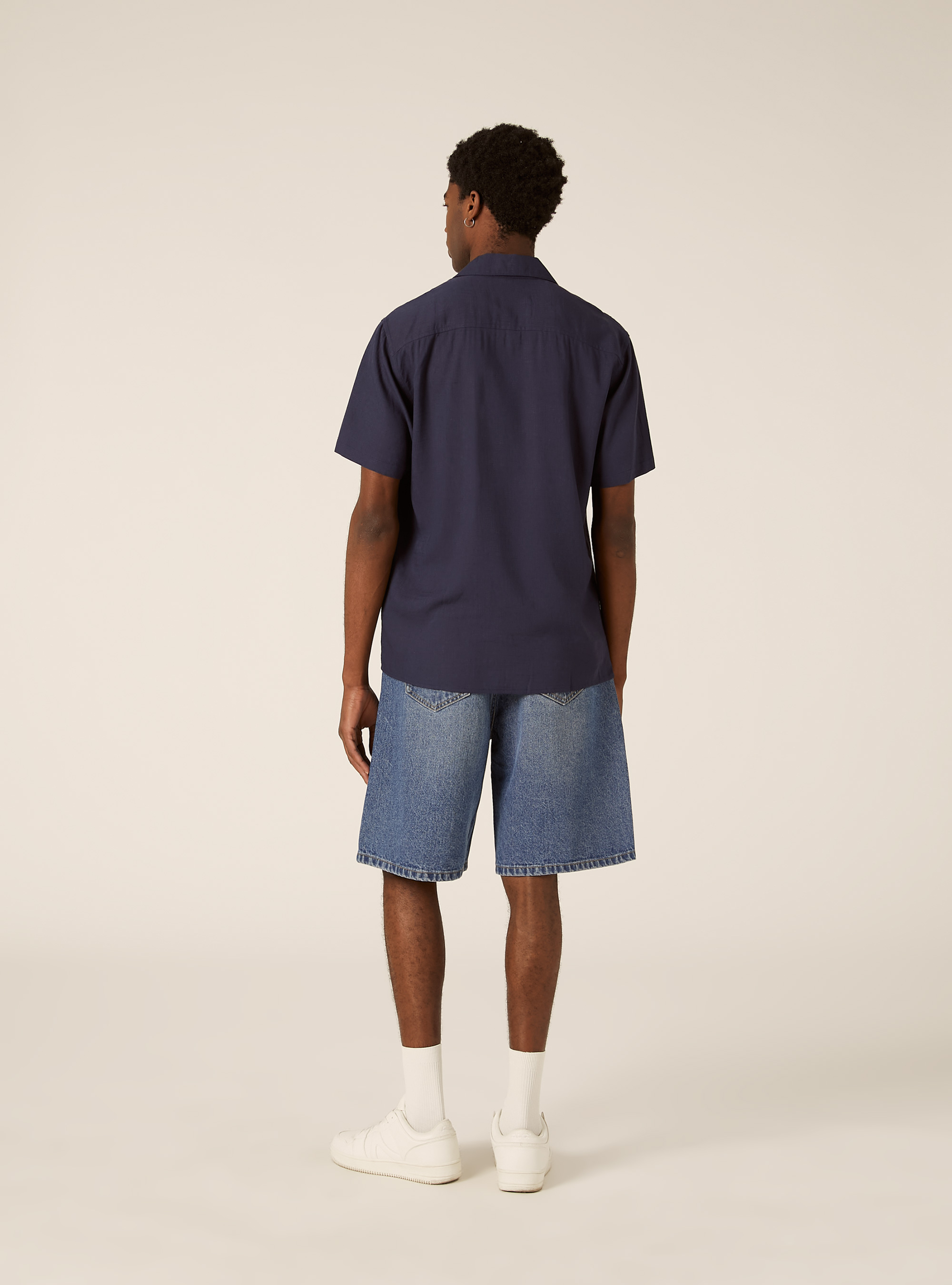 Chemise en m&eacute;lange de lin avec col bowling, BL2 BLUE MEDIUM