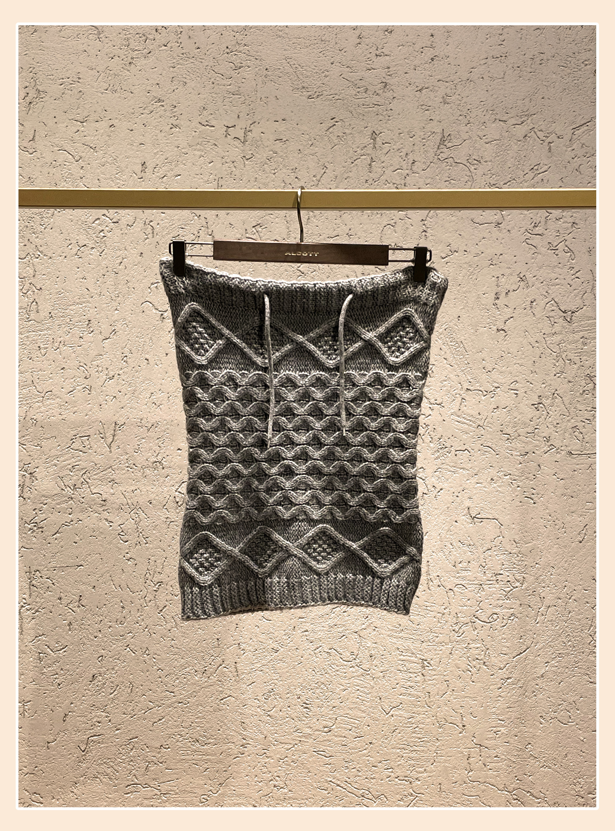 Scaldacollo, GRIGIO MELANGE