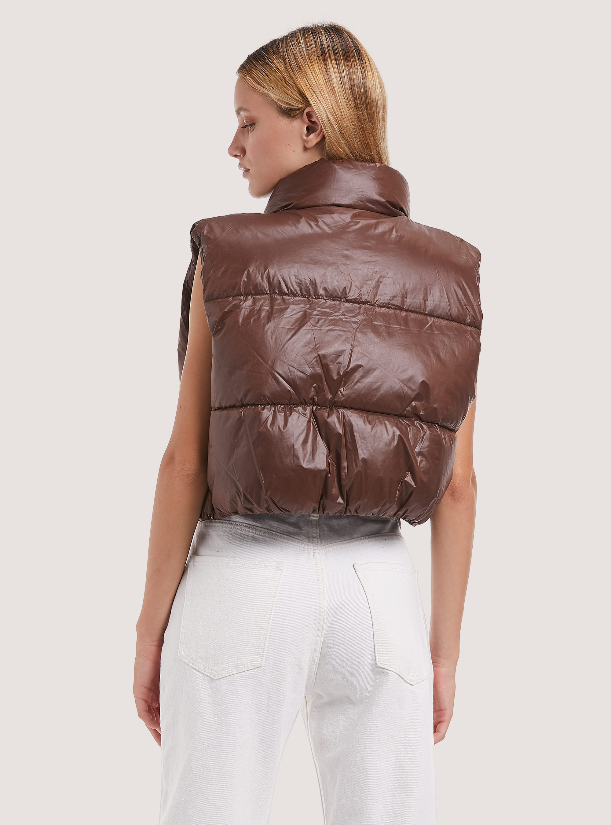 Cropped sleeveless with recycled padding, BR1 BROWN DARK