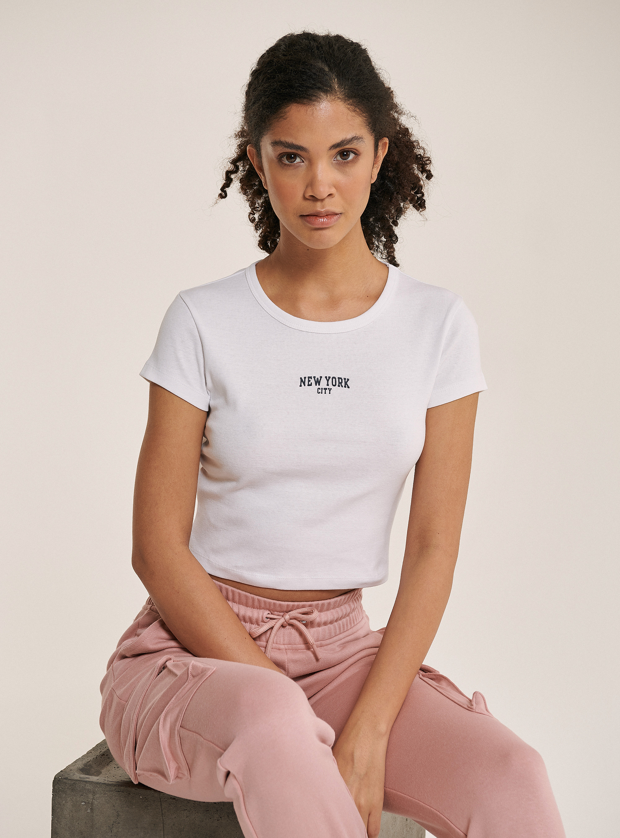 Crop top with front lettering print in cotton, WHITE
