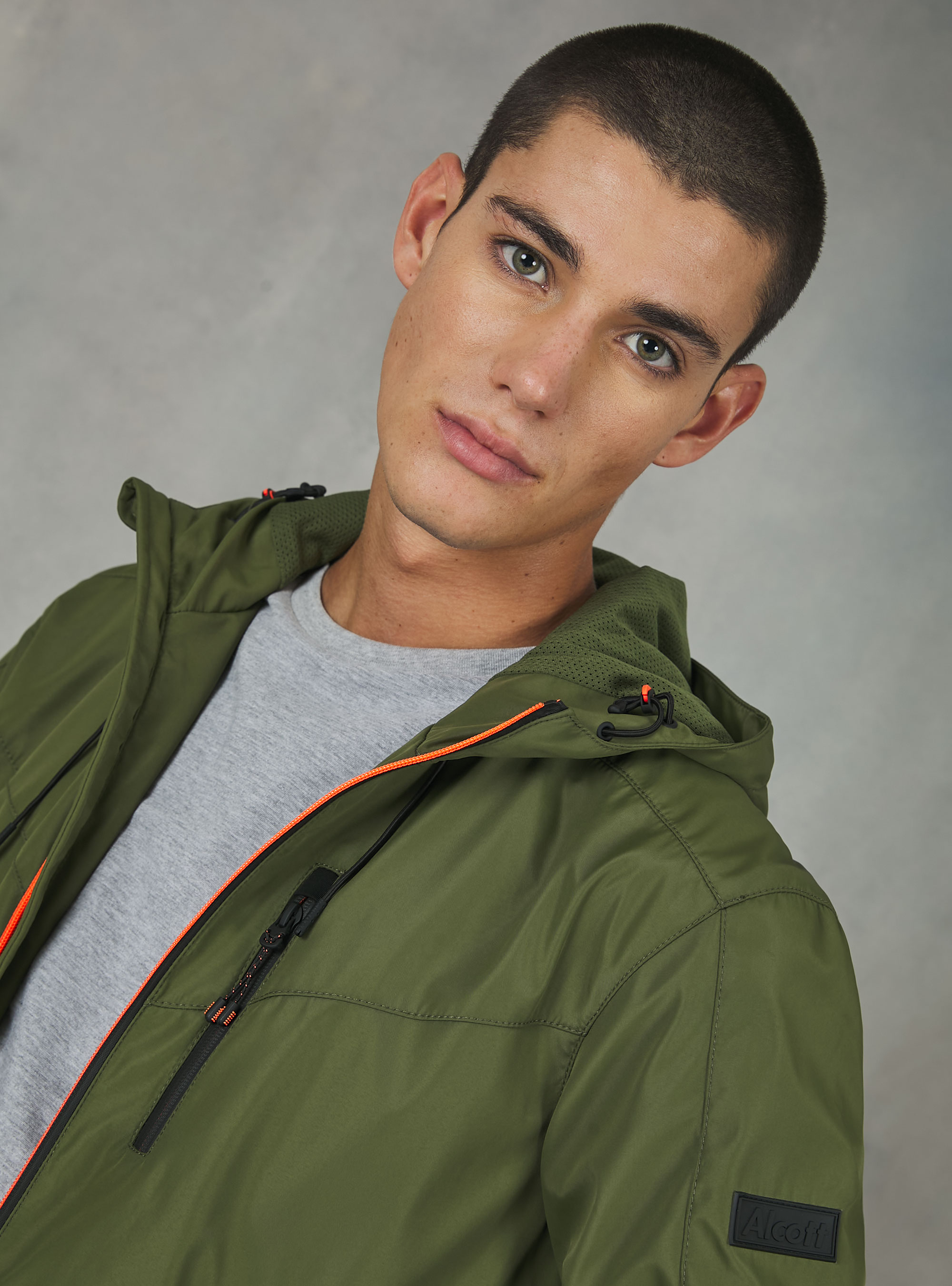 Cazadora cortaviento con capucha, KY3 KAKY LIGHT