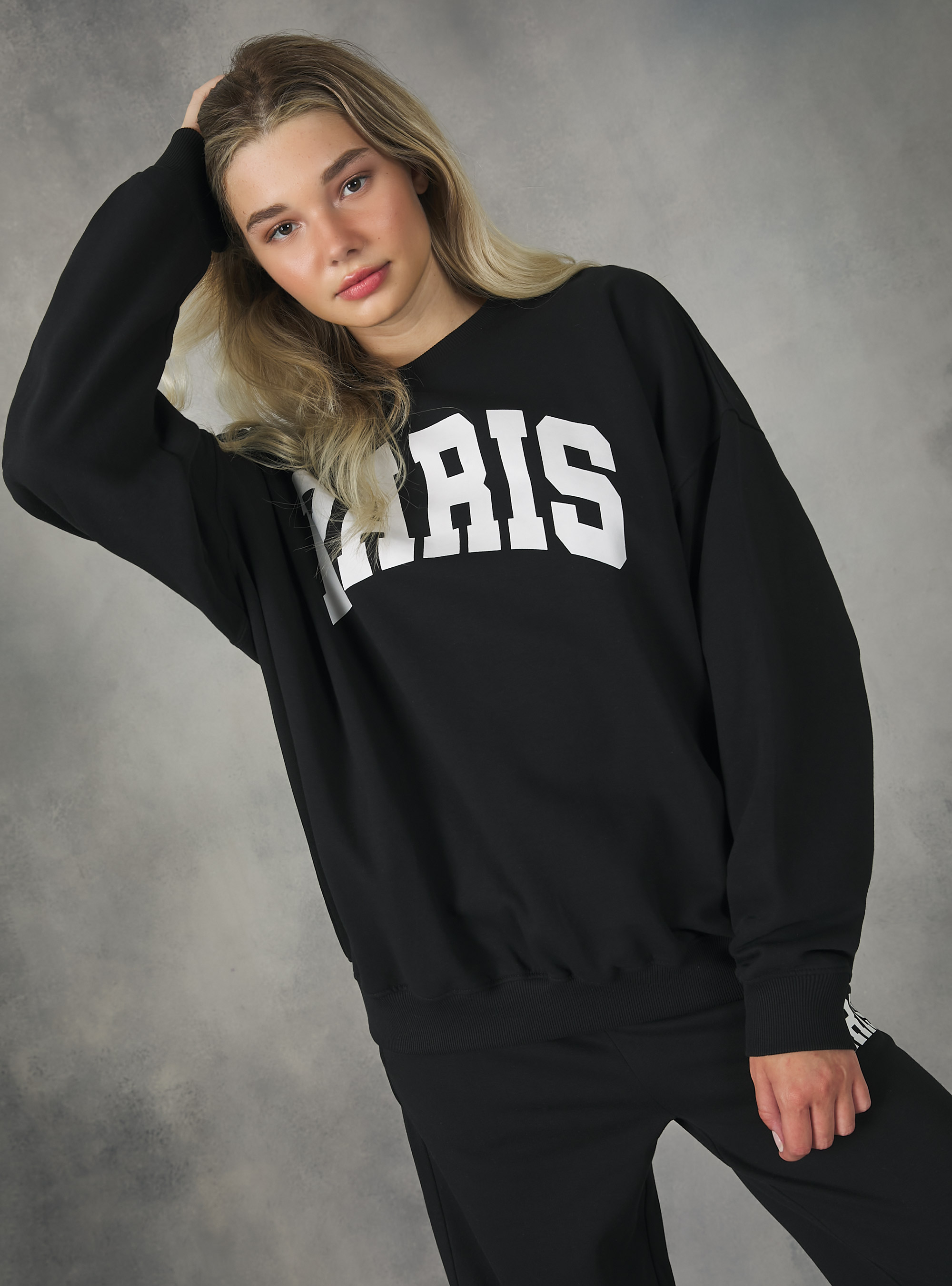 Sudadera universitaria oversize de cuello redondo, BK1 BLACK