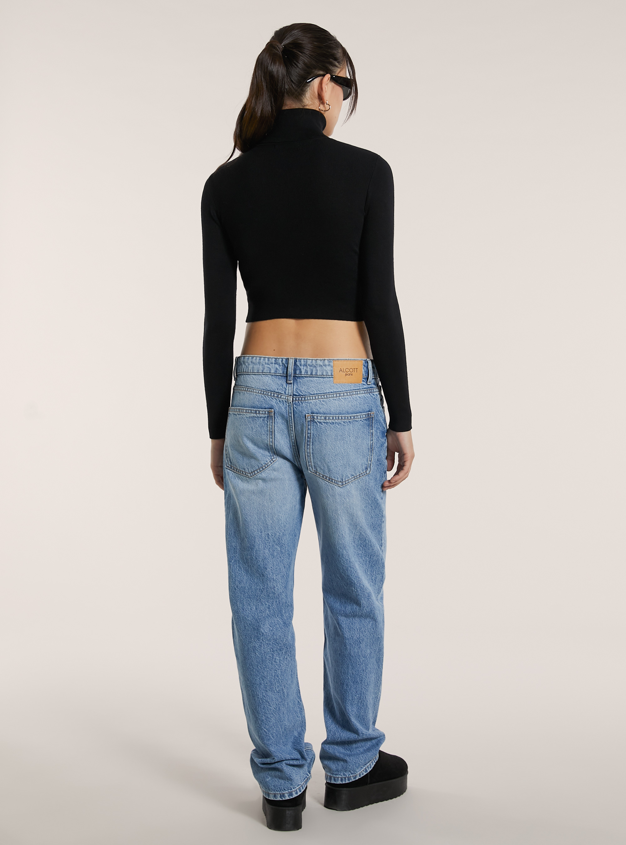 Cropped high-neck pullover, BK1 BLACK
