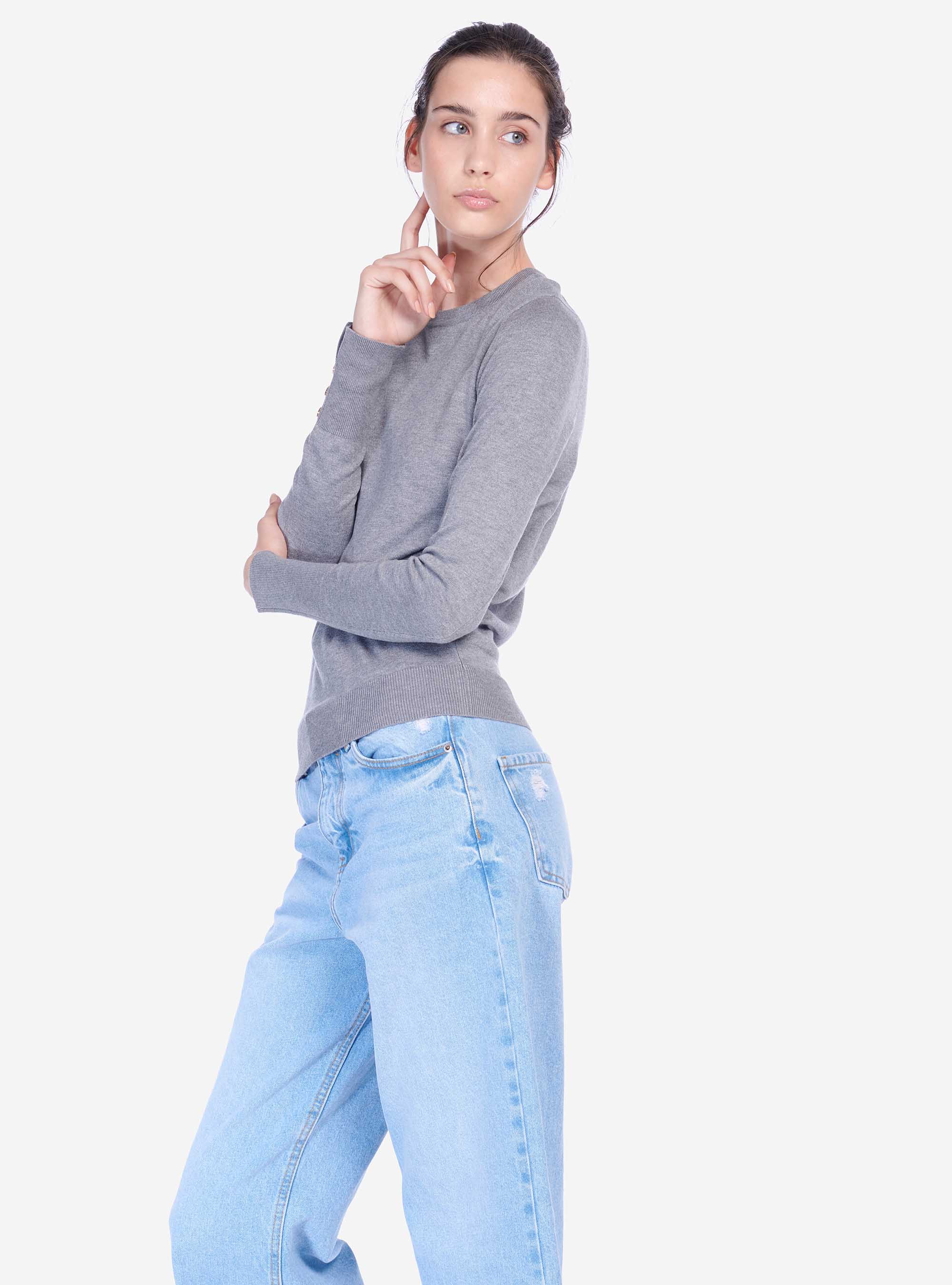 OVERSIZED SWEATER ROUND-NECK WITH BUTTONS ON THE WRISTS, GREY MELANGE