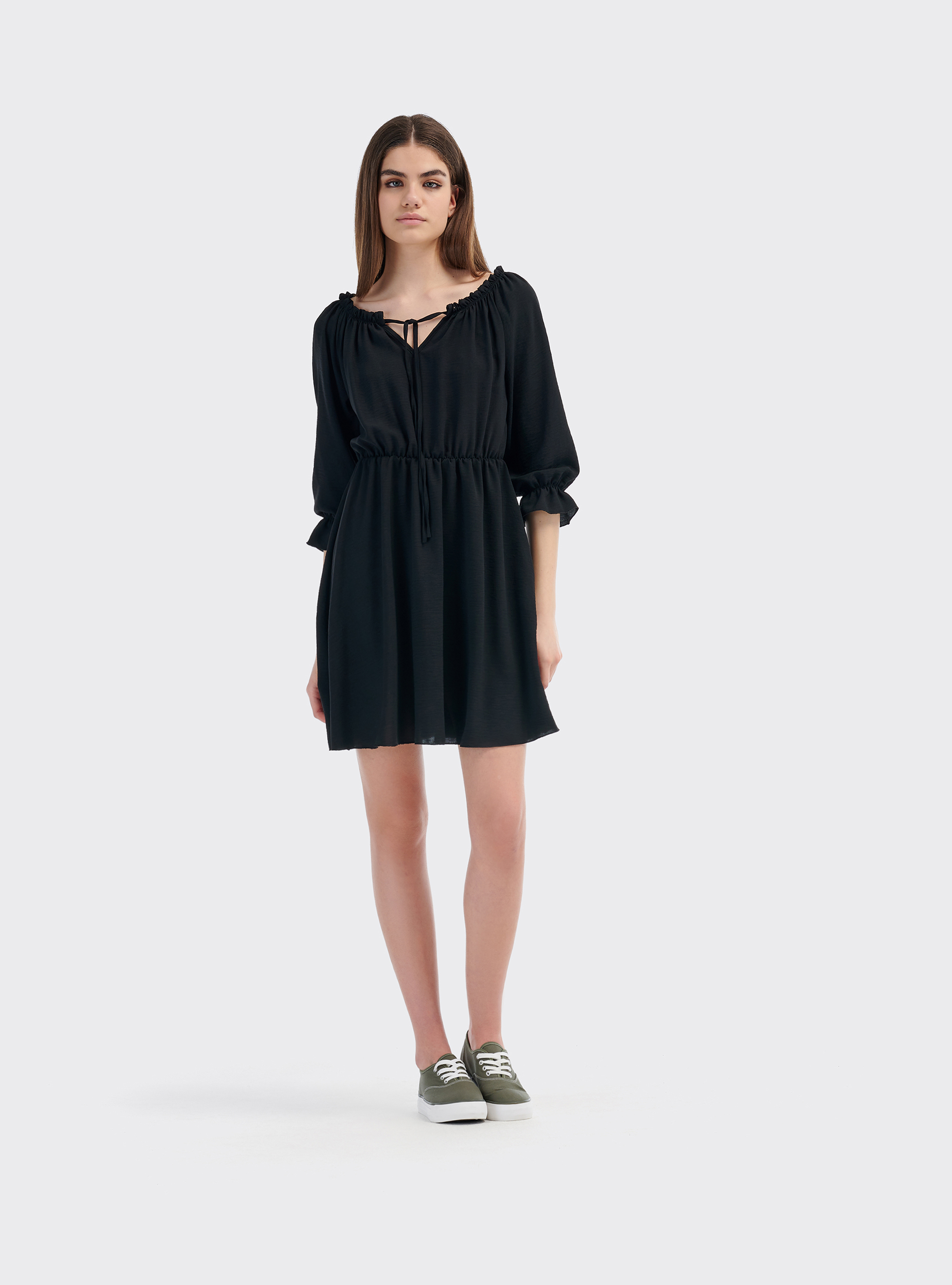 Robe col bardot avec ceinture élastique, C101 BLACK