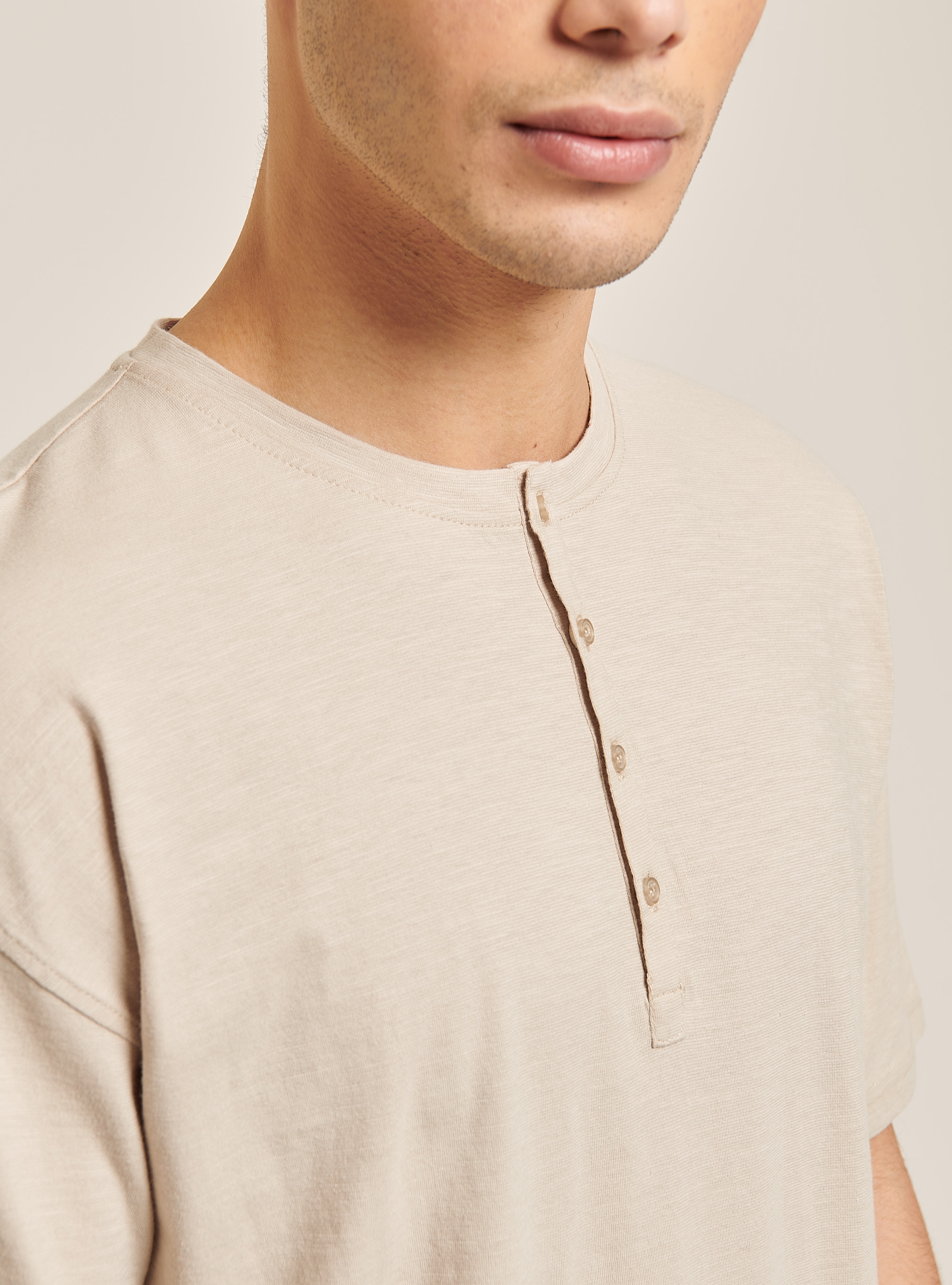 Camiseta serafina con mezcla de lino, C0582 BEIGE