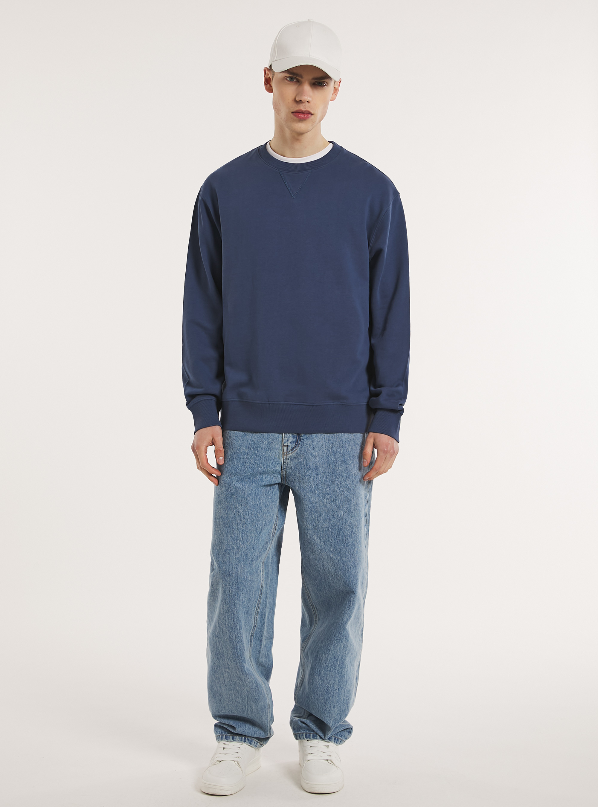 Sudadera de cuello redondo en color liso, BL3 BLUE LIGHT