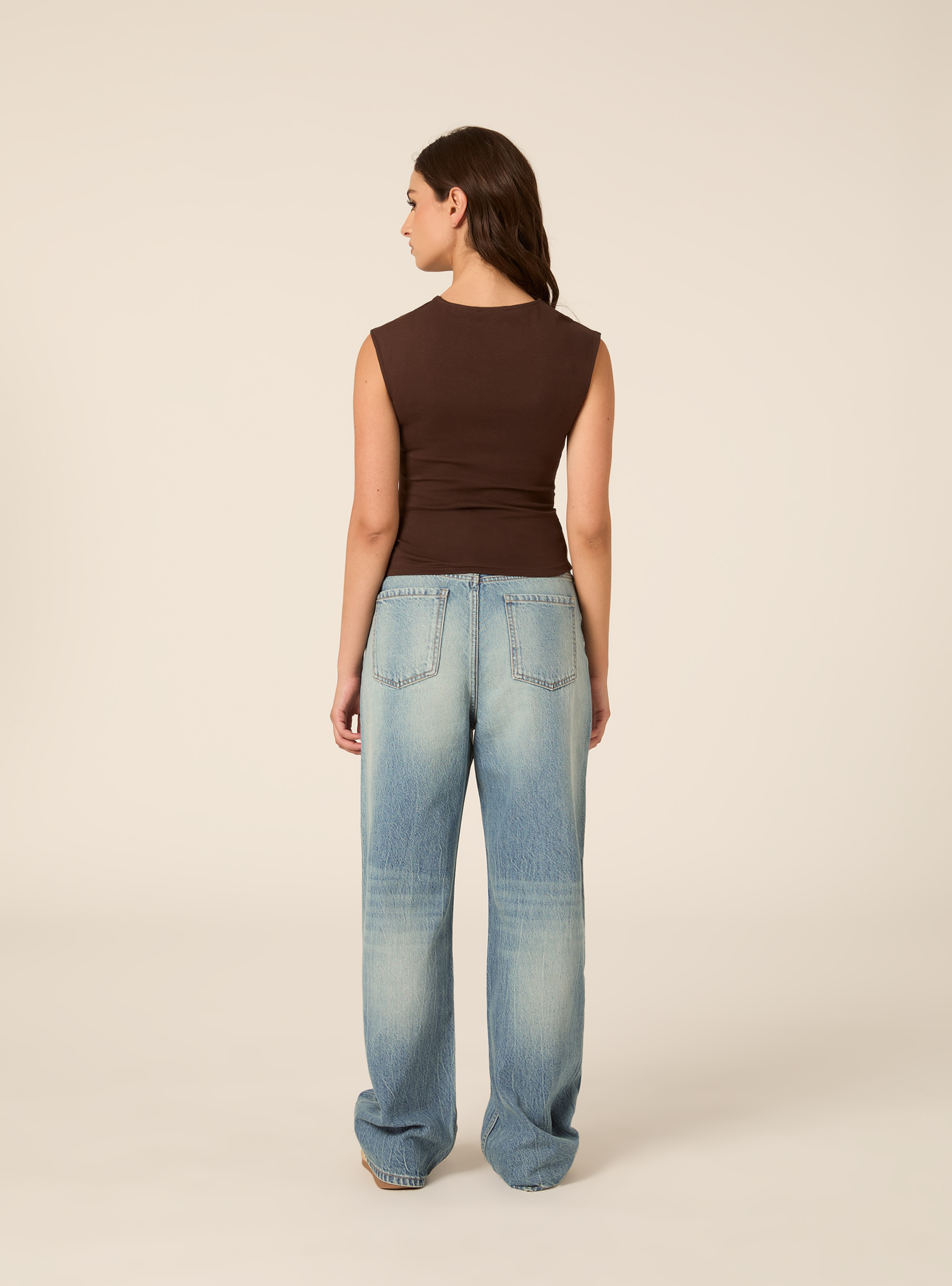 T-shirt basic con arriccio, BR1 BROWN DARK
