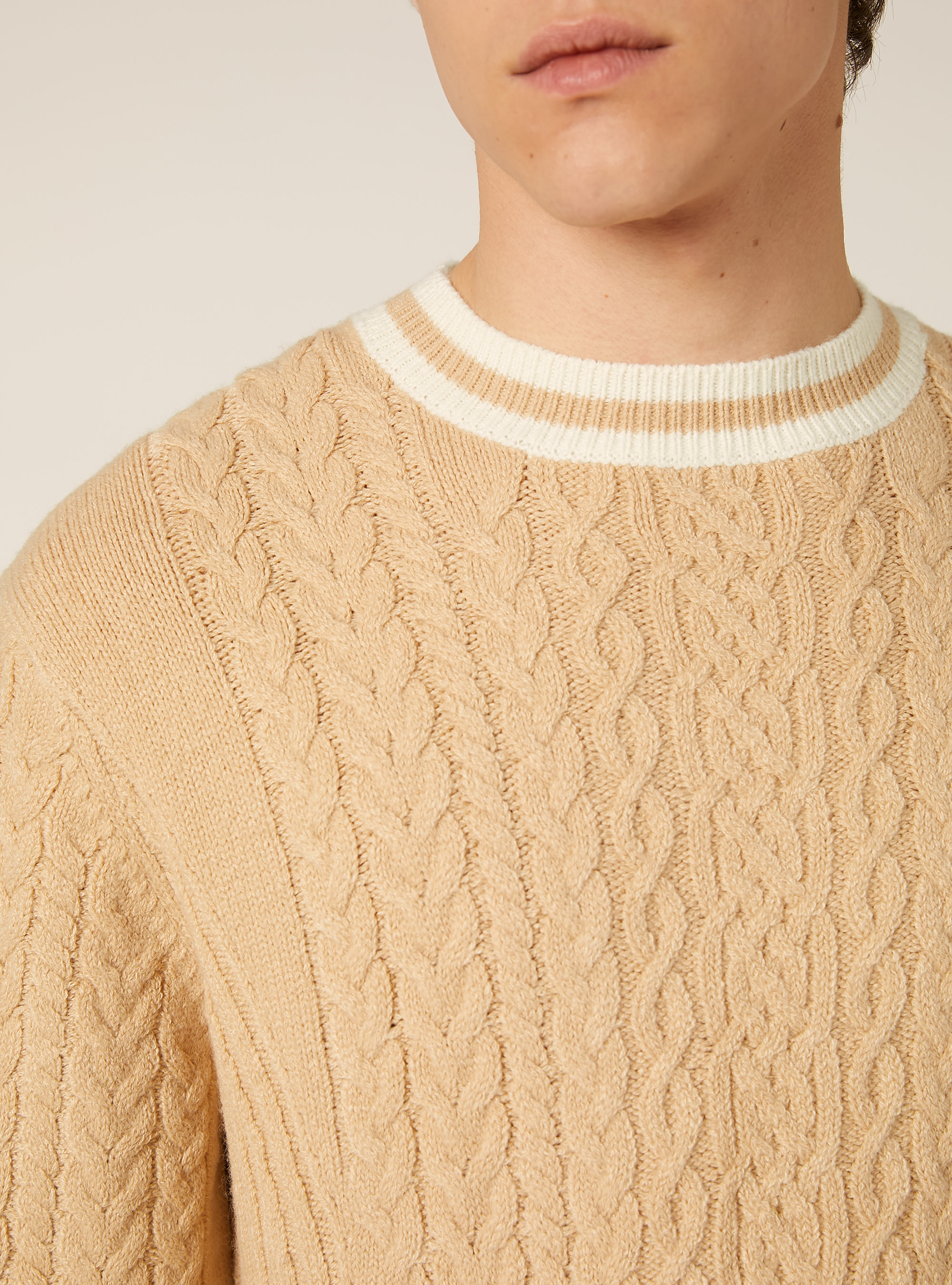 Maglione con con in rib a contrasto, TB2 TOBACCO MEDIUM