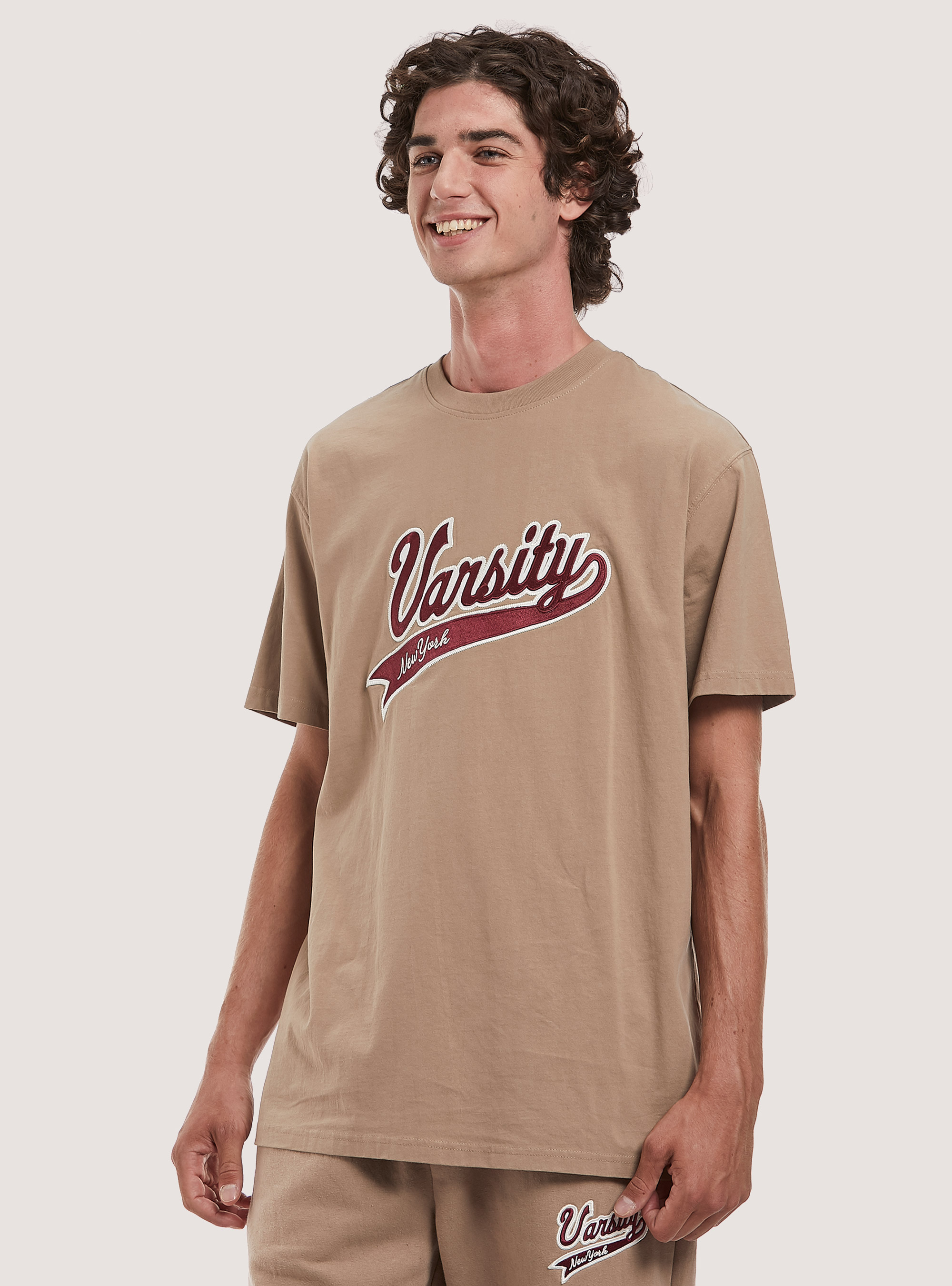 T-shirt with college patch, BG3 BEIGE LIGHT