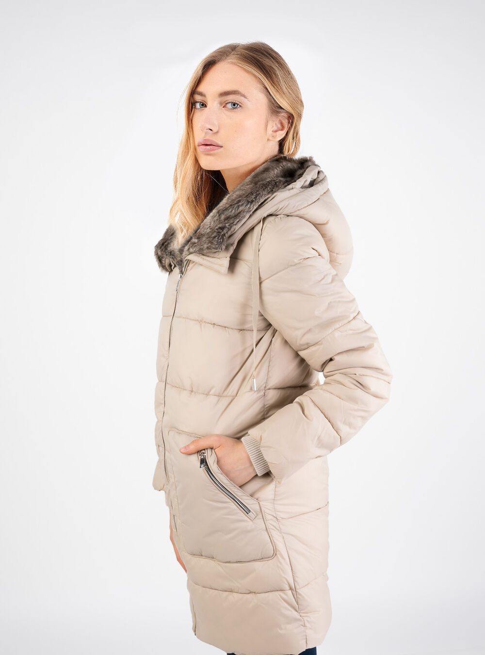 Piumino lungo hood in fake fur, WHITE