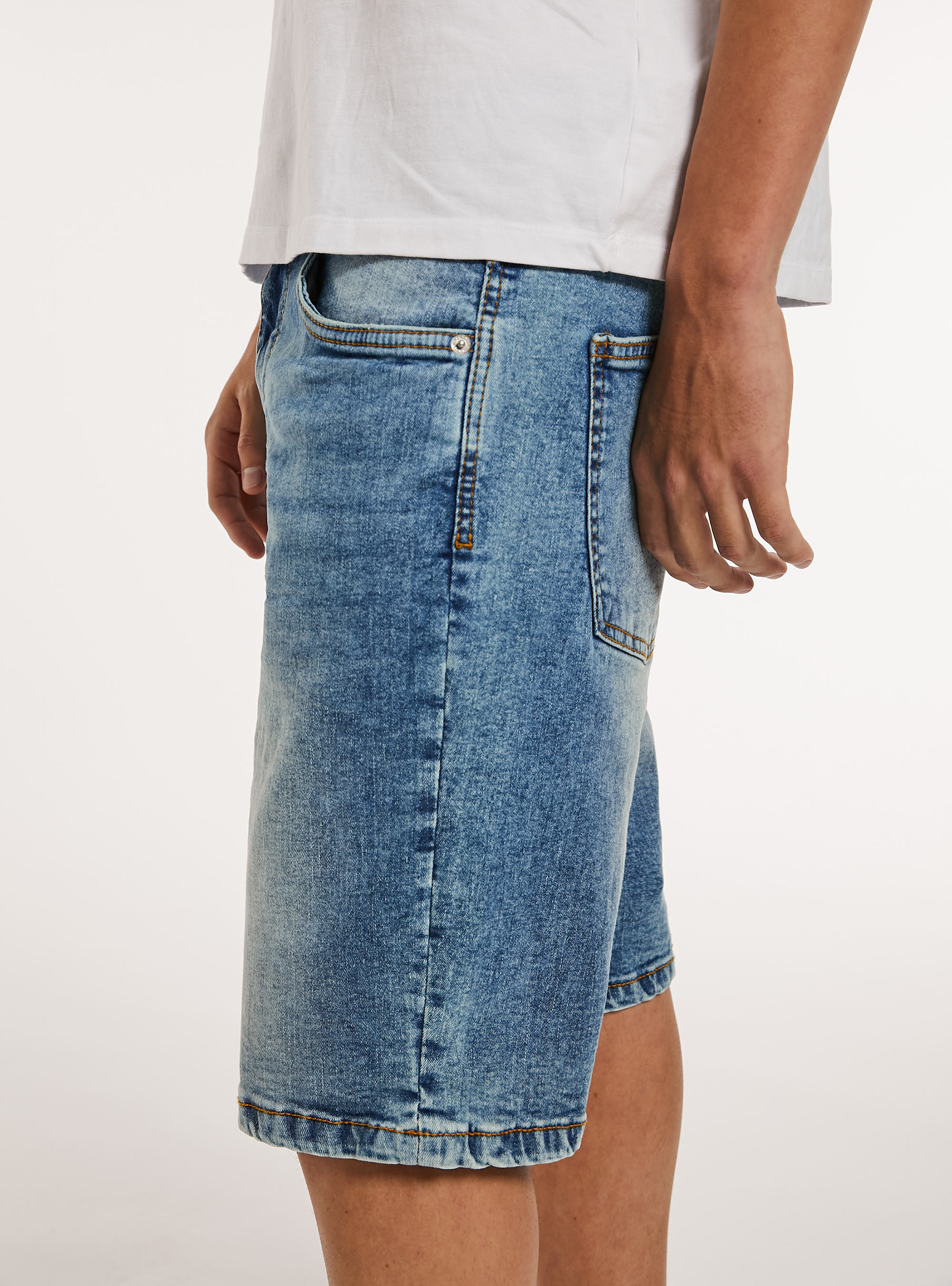 Bermuda Carrot en denim stretch, D003 MEDIUM BLUE