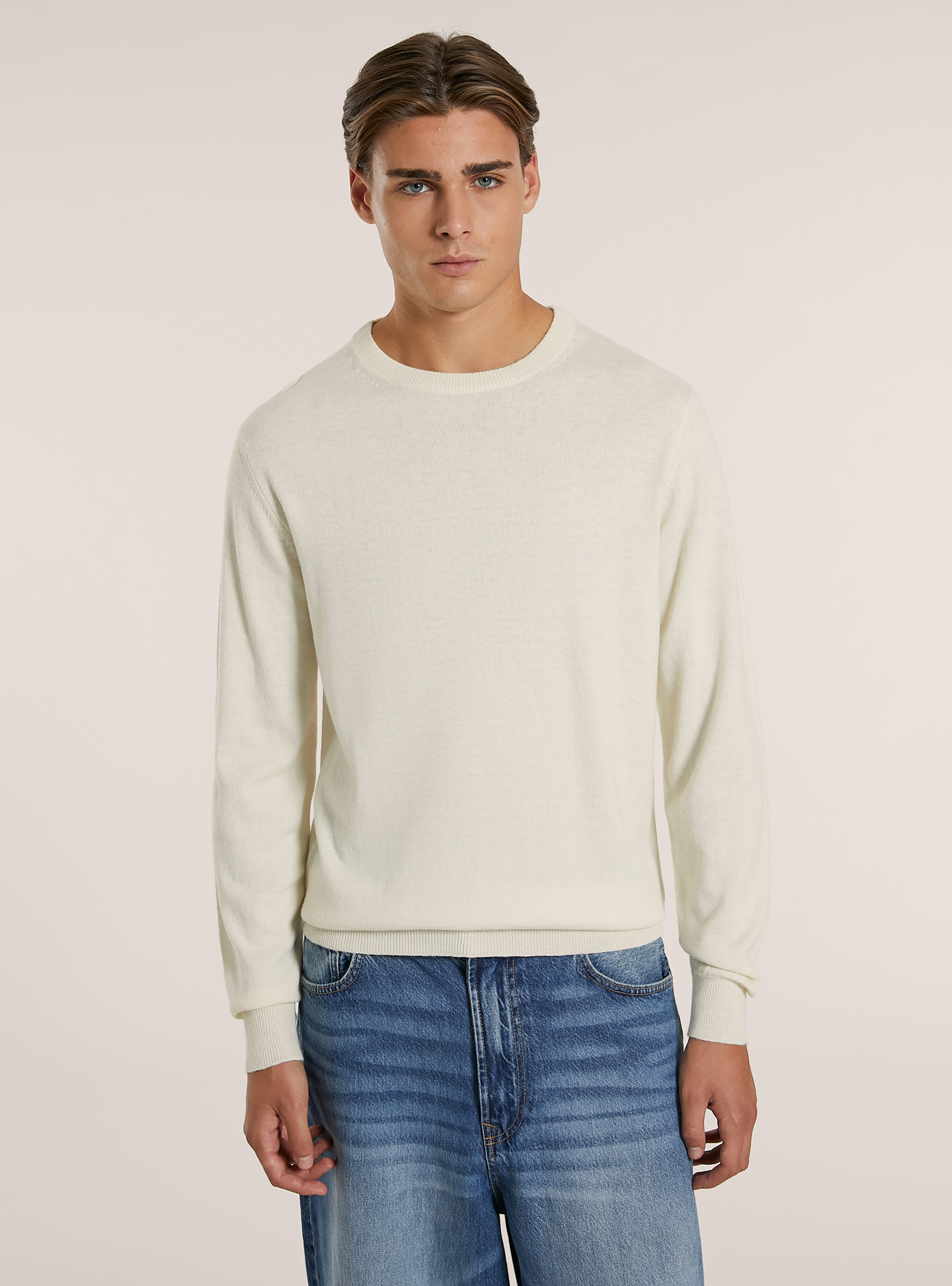 Cashmere-blend pullover