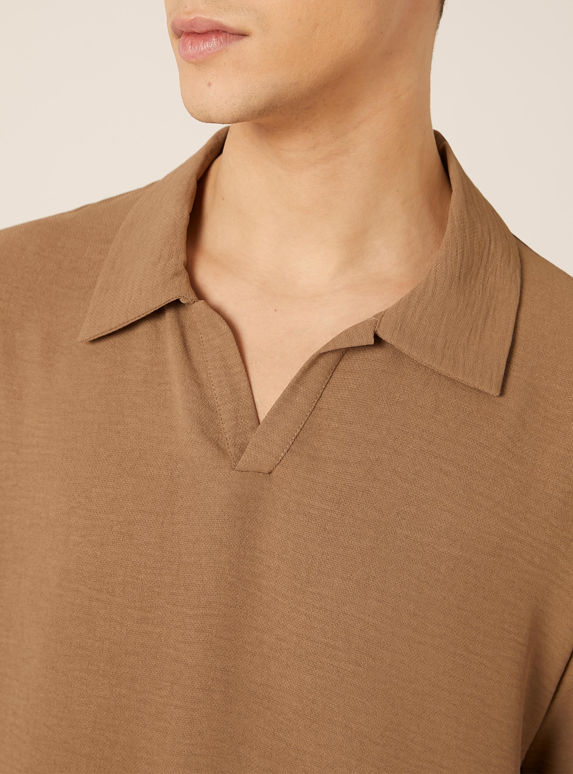 Polo basica in crepe, BR2 BROWN MEDIUM