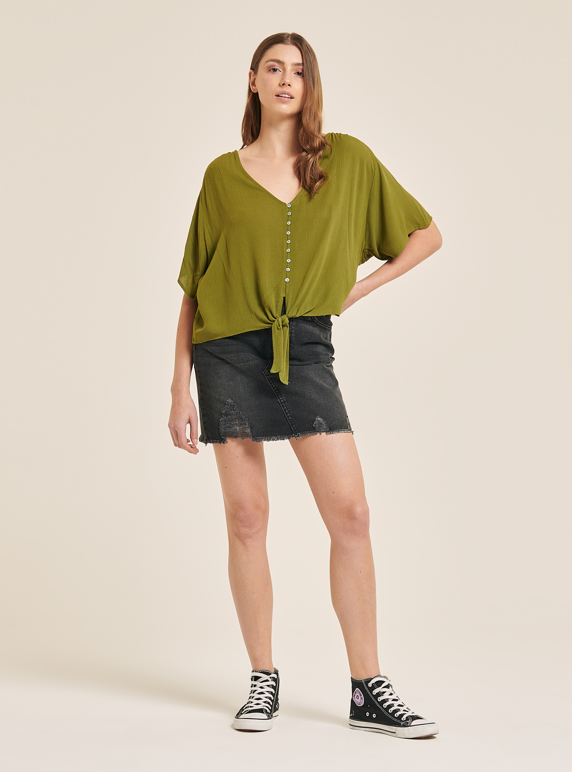 Solid colour v-neck shirt with waist knot, C6609 KAKY