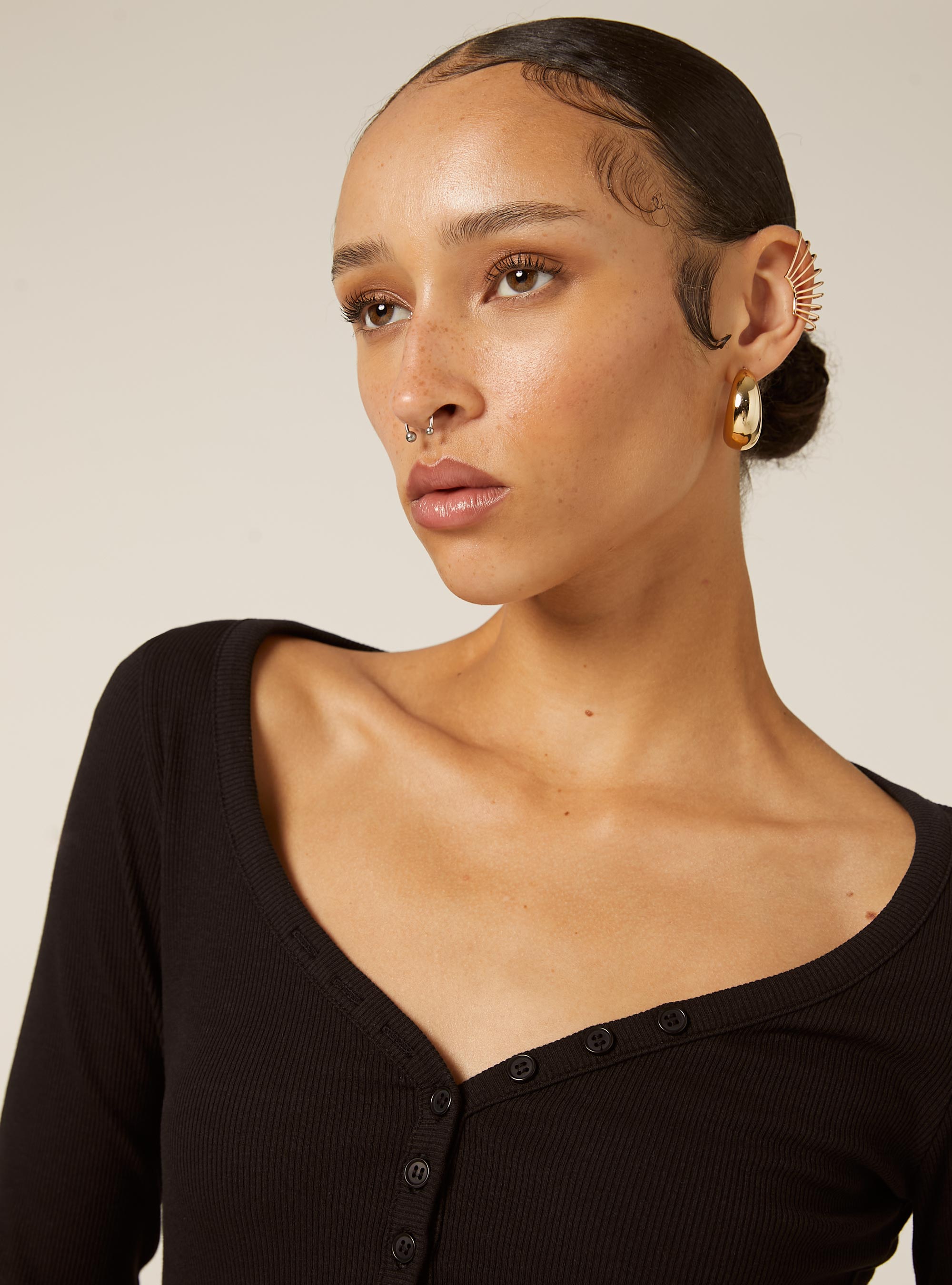 Long-sleeved V-neck T-shirt, BK1 BLACK