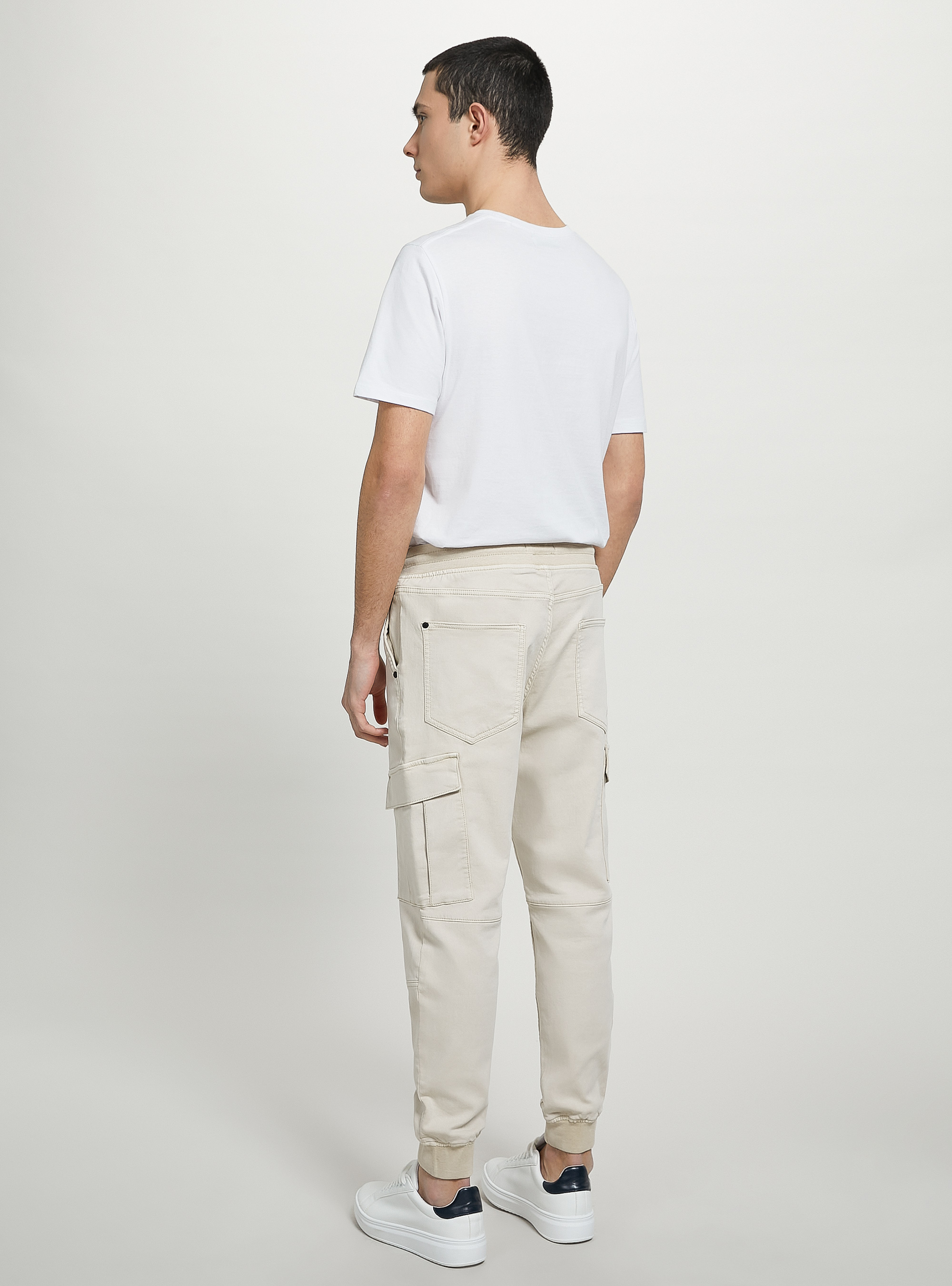 Jogger trousers with large pockets, SA2 SAND MEDIUM