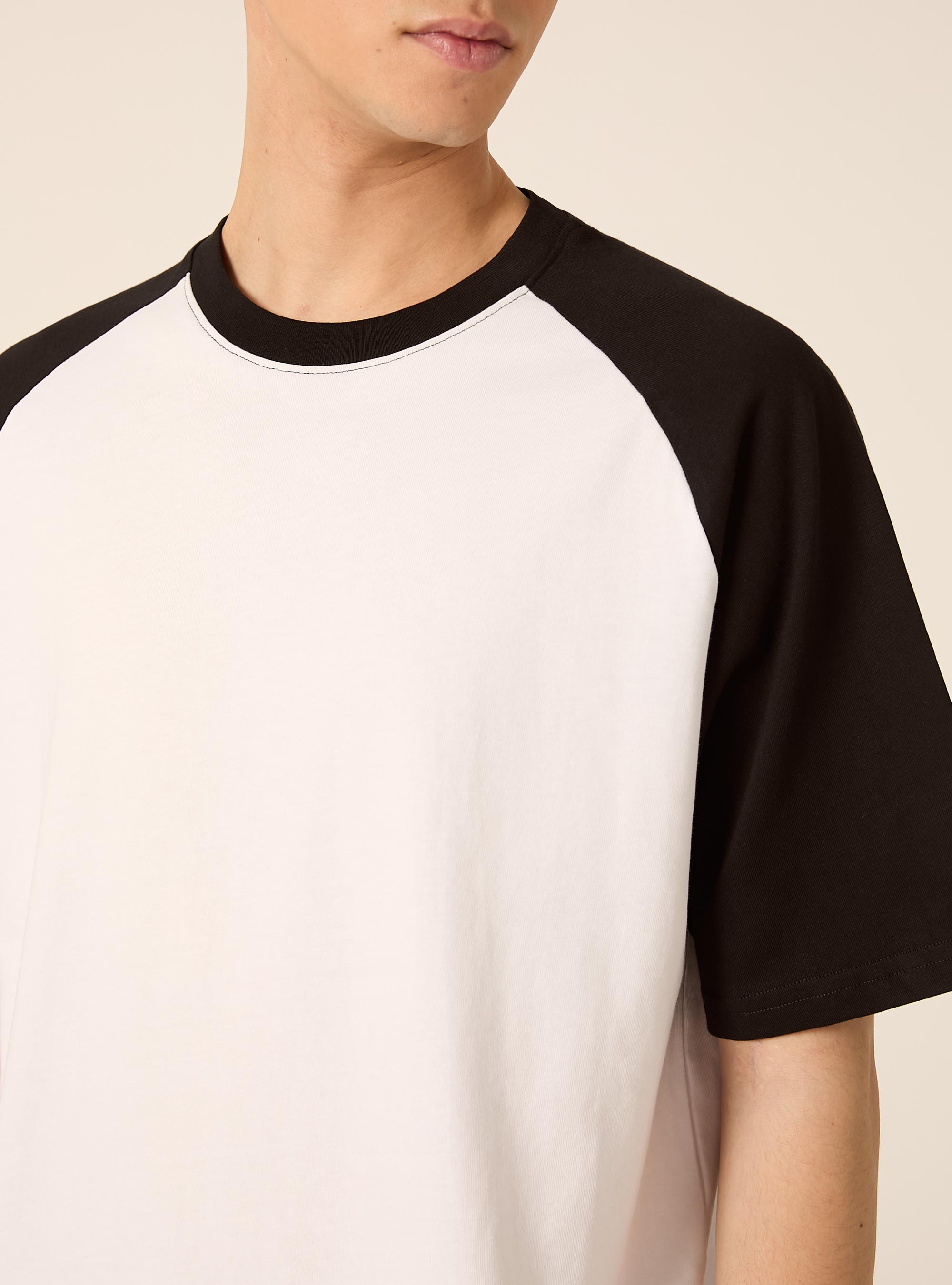 T shirt boxy con manica raglan, BK1 BLACK