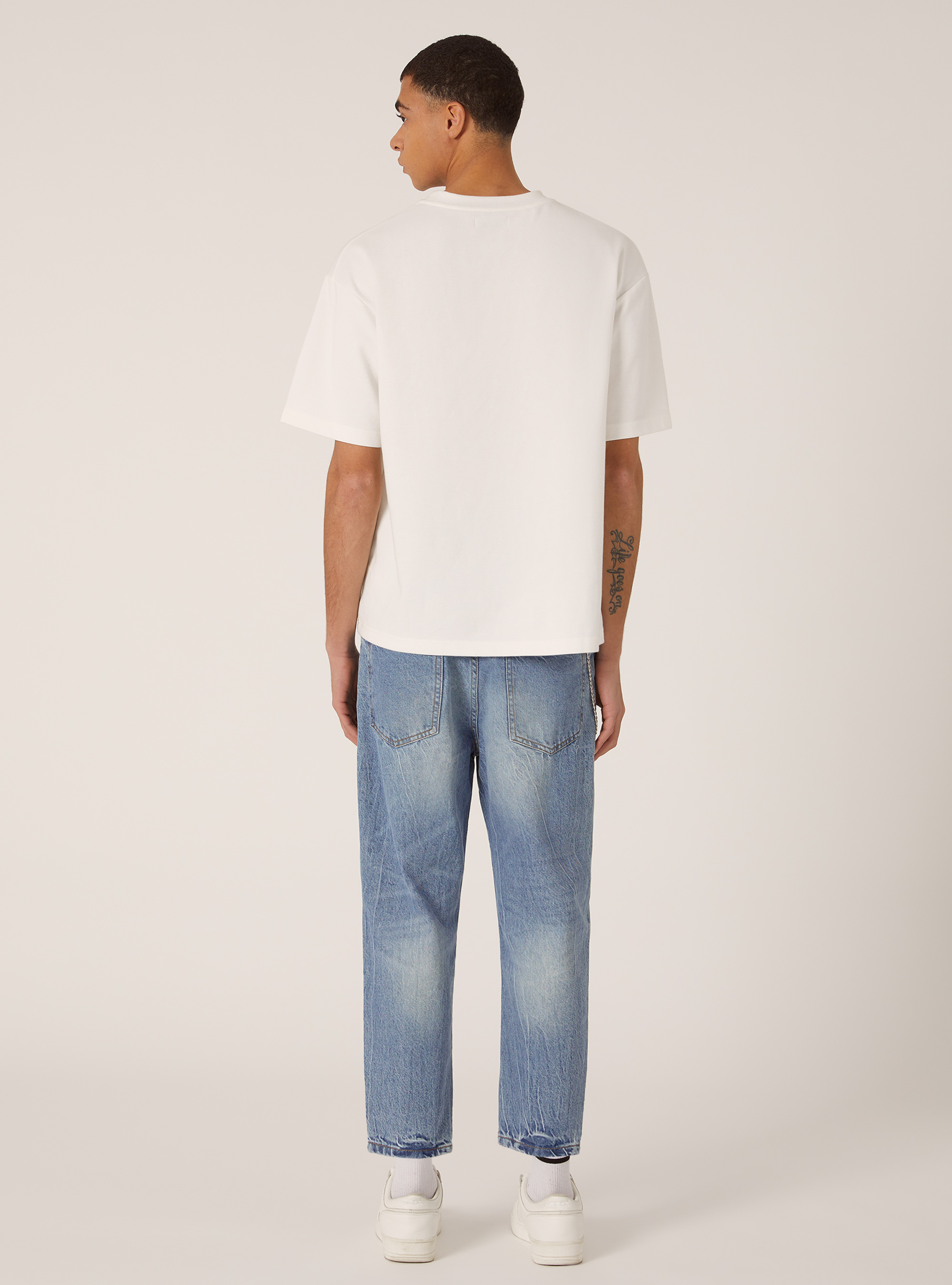 Jeans à coupe décontractée, D004 MEDIUM LIGHT BLUE