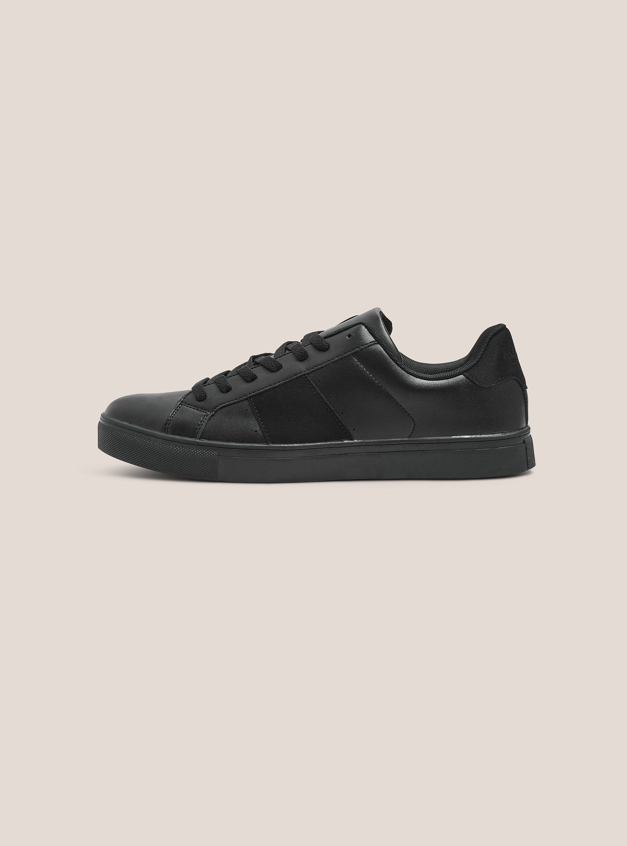 Sneaker mit kontrastierendem Seitenband, C101 BLACK