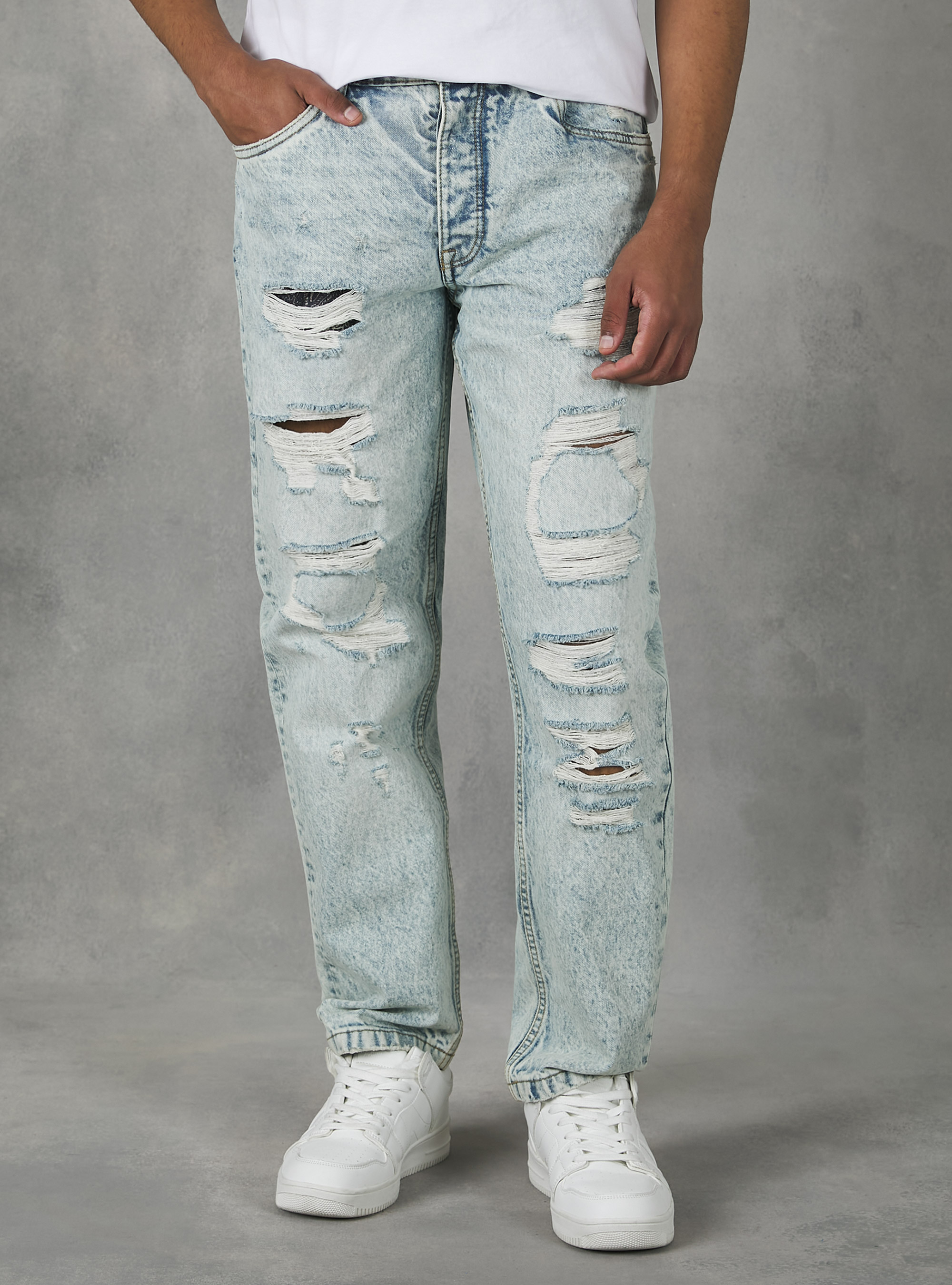 90s slim fit jeans