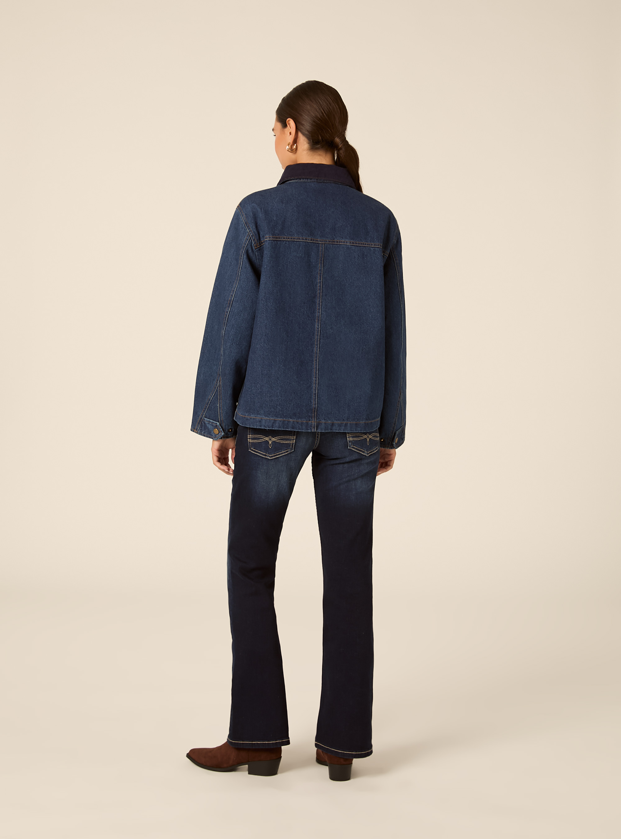 Giubbotto in denim con alamari e collo a contrasto, D002 MEDIUM DARK BLUE