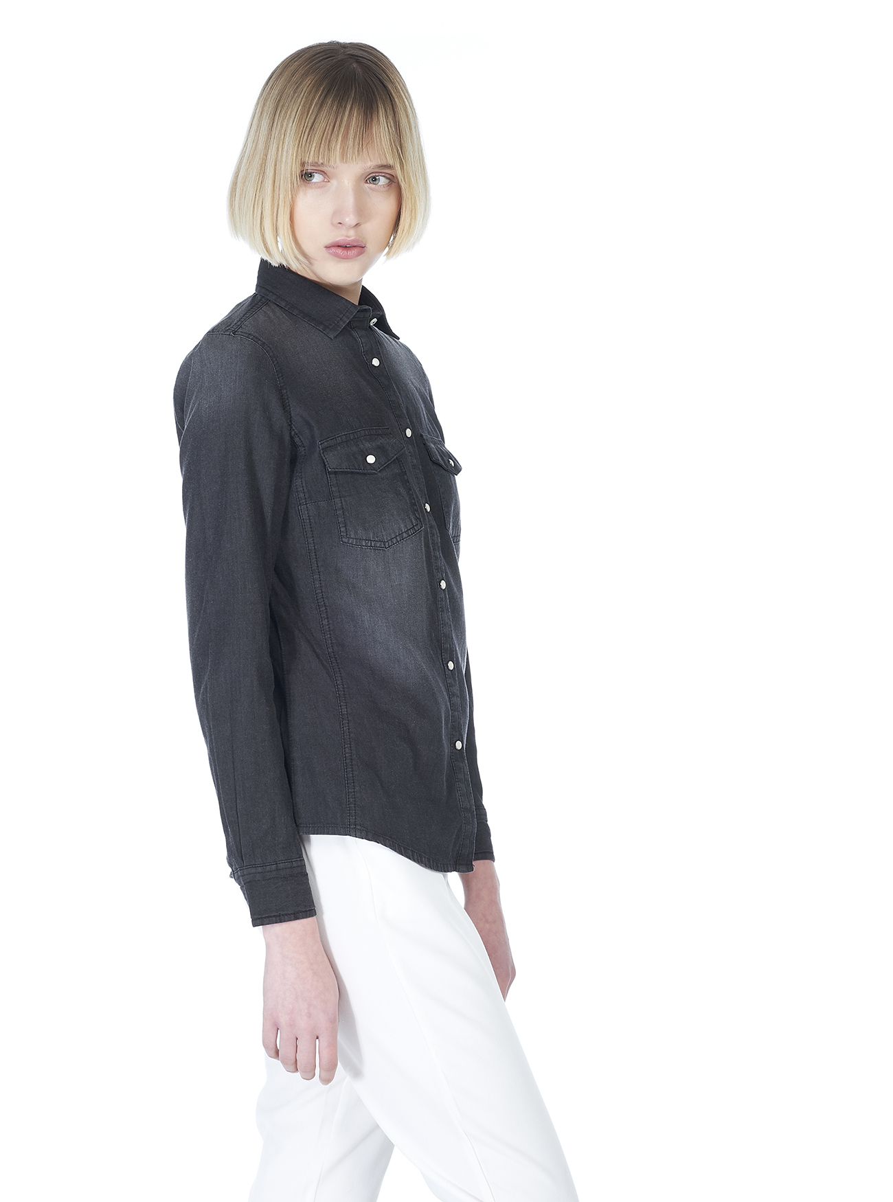 Camicia di jeans slim fit con tasche frontali, C101 BLACK