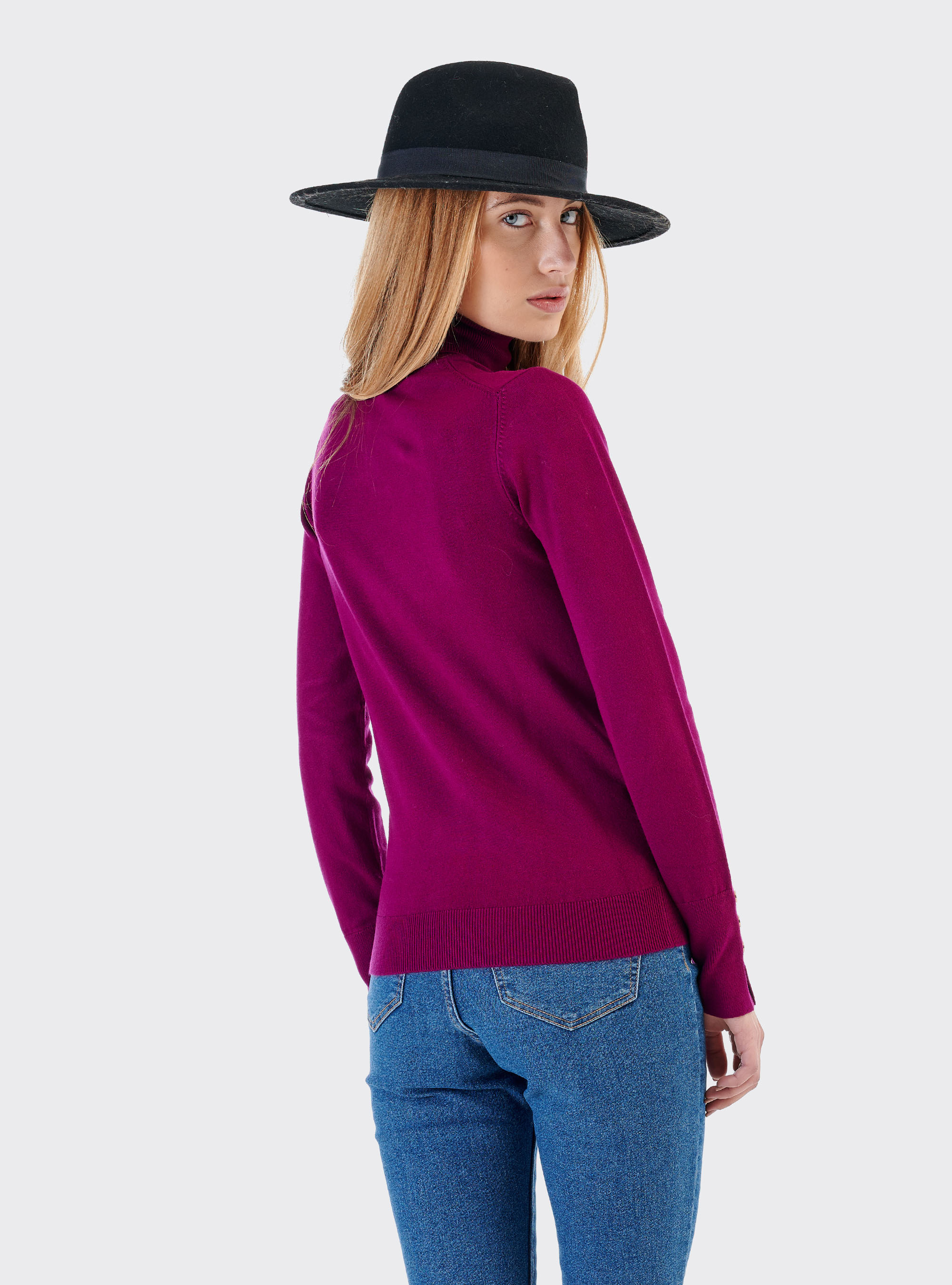 Jersey de cuello alto, CIRUELA