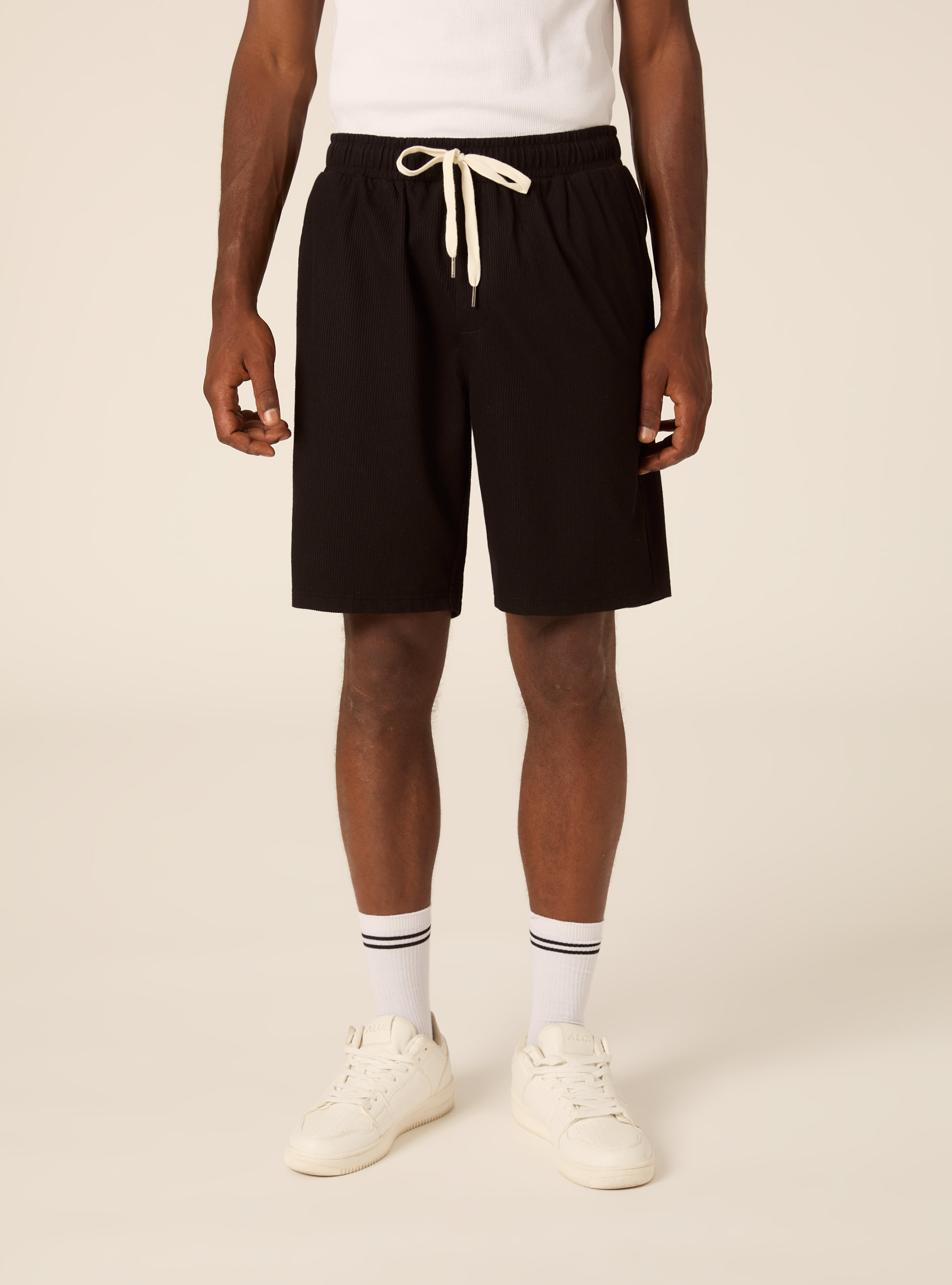 Bermuda con elastico in vita  in maglia a coste, BK1 BLACK