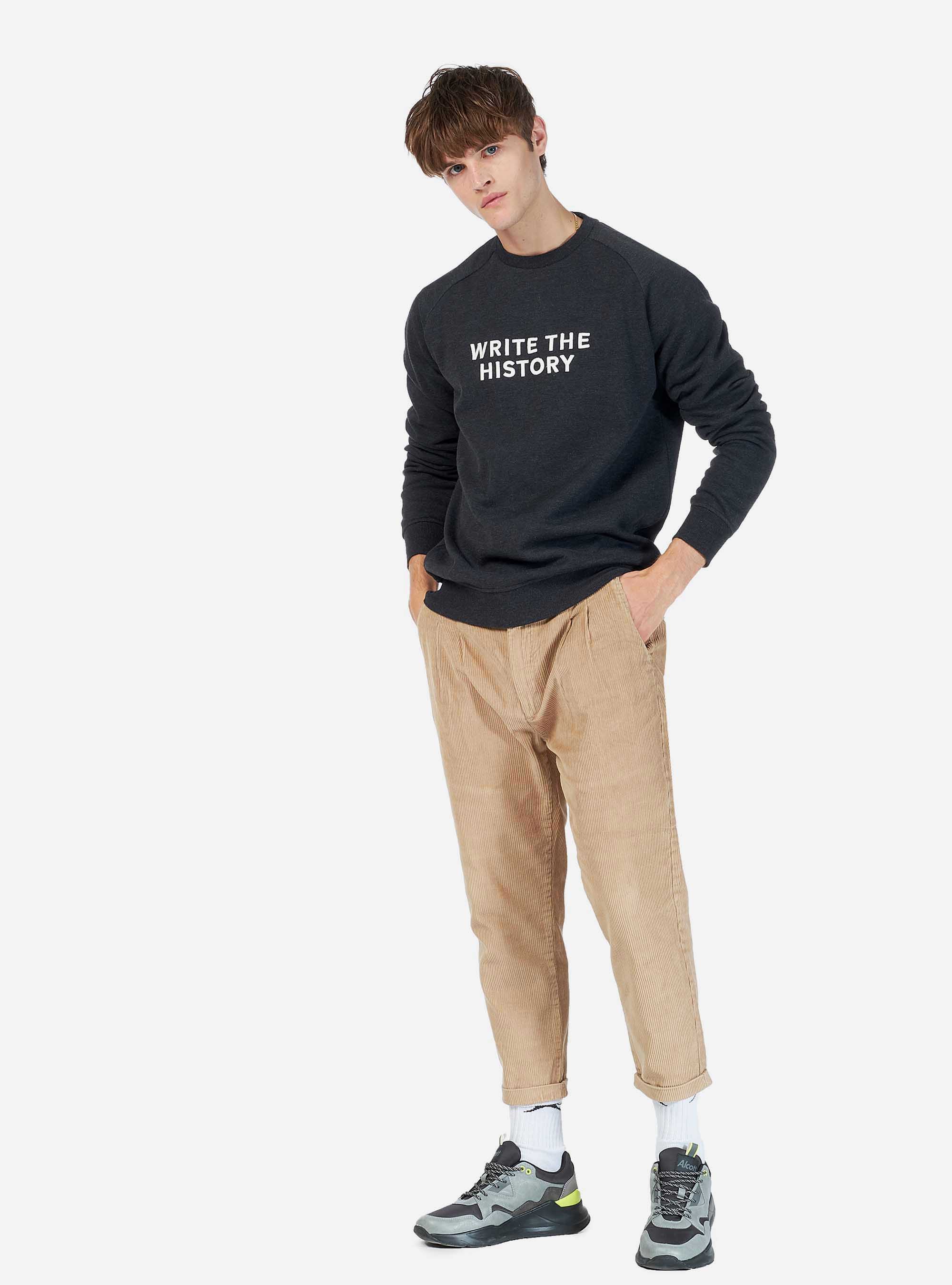 Fepa con ricamo, NERO