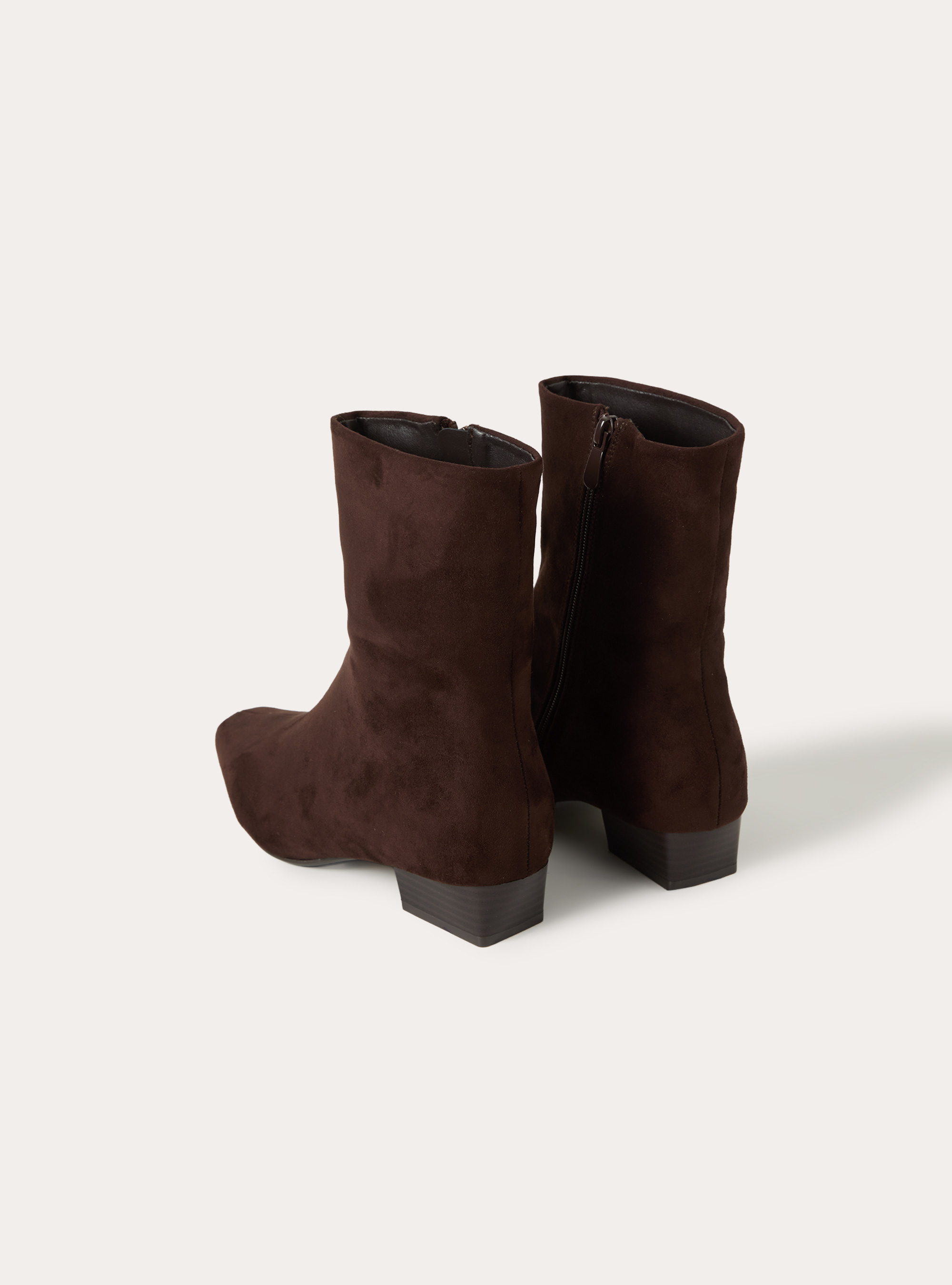 Bottines basses en effet cuir a bout carre et zip, BR1 BROWN DARK