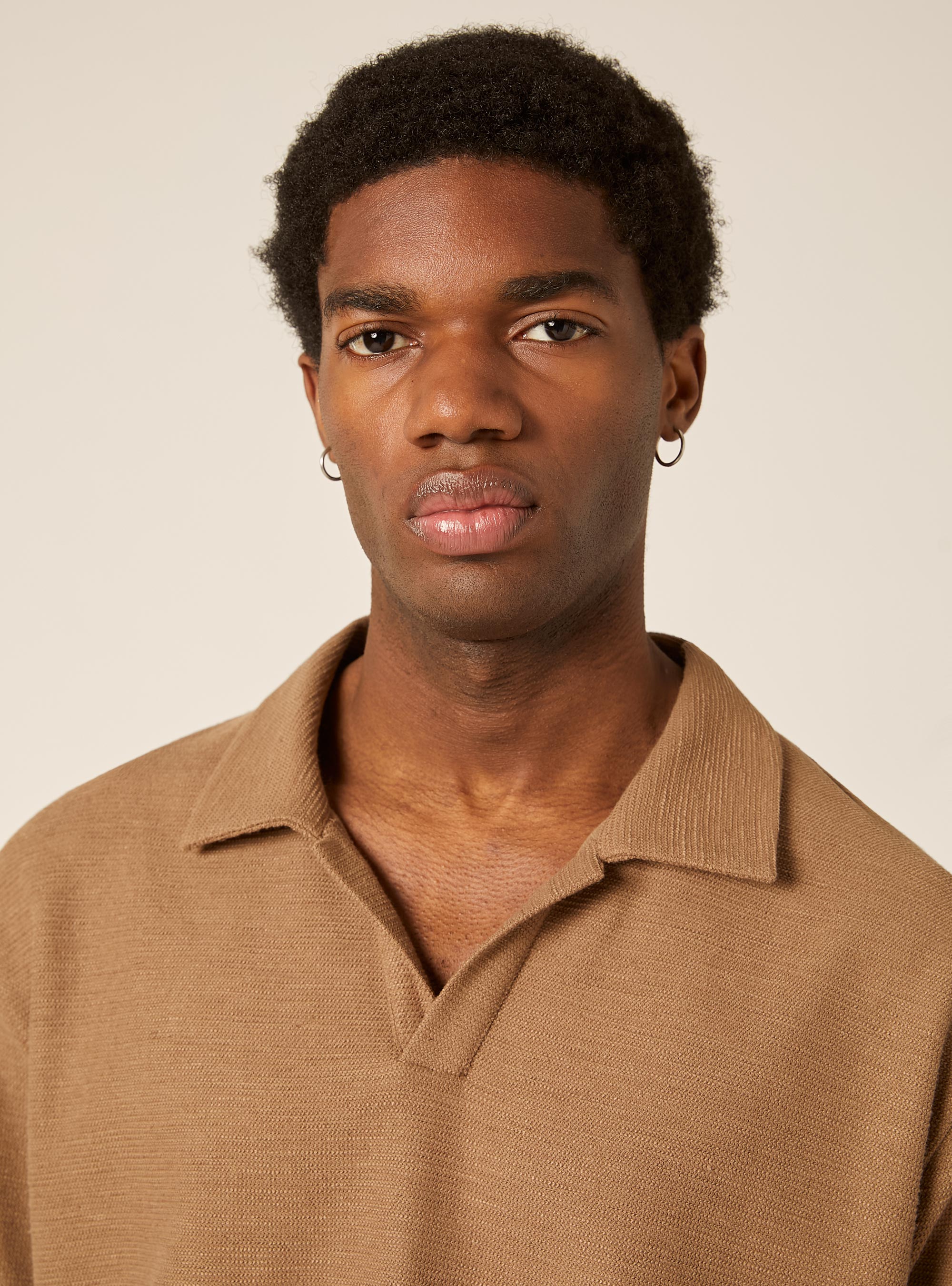 Polo de tejido waffle, BR2 BROWN MEDIUM