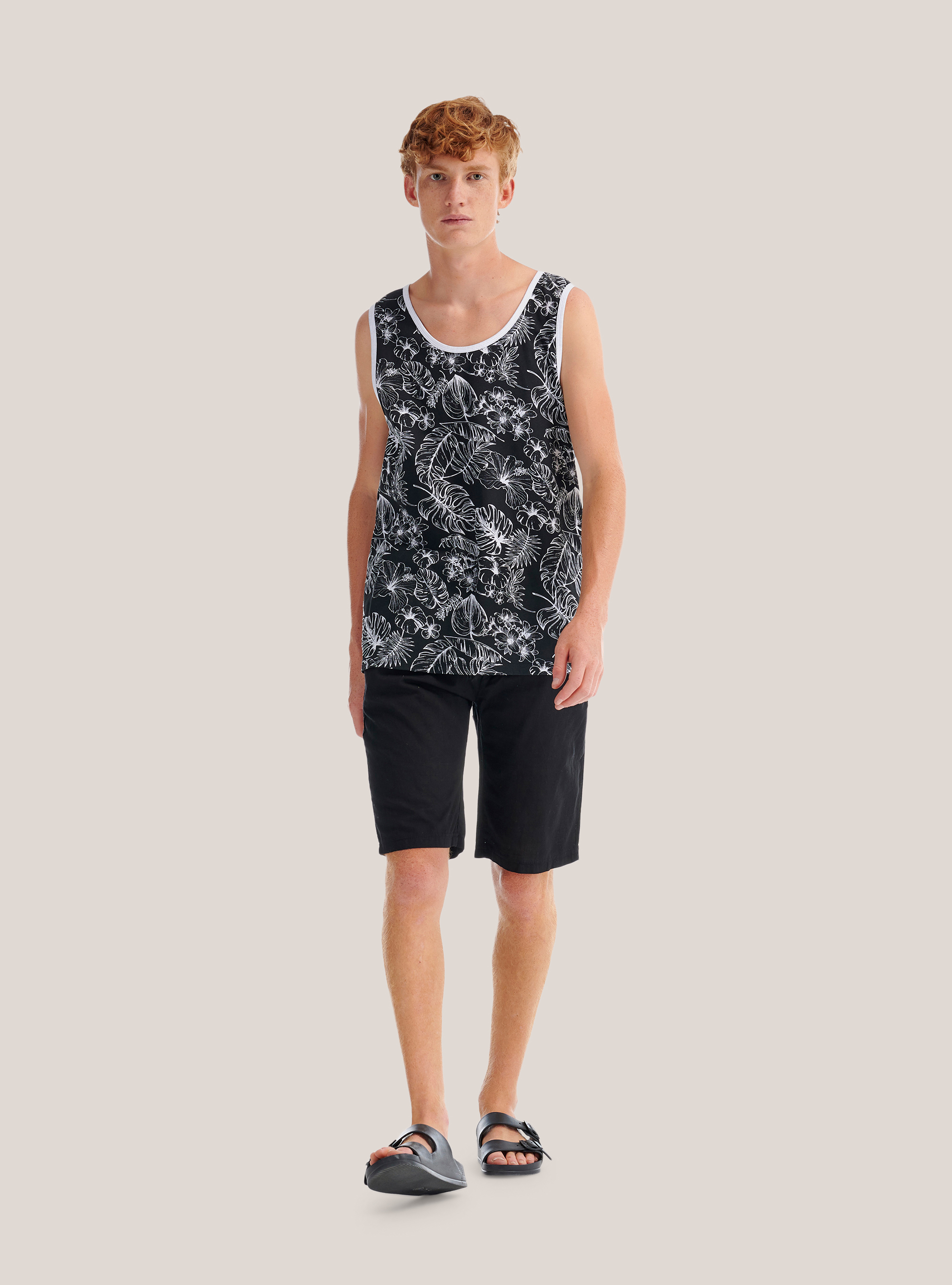 Bermuda en teinte unie, C101 BLACK