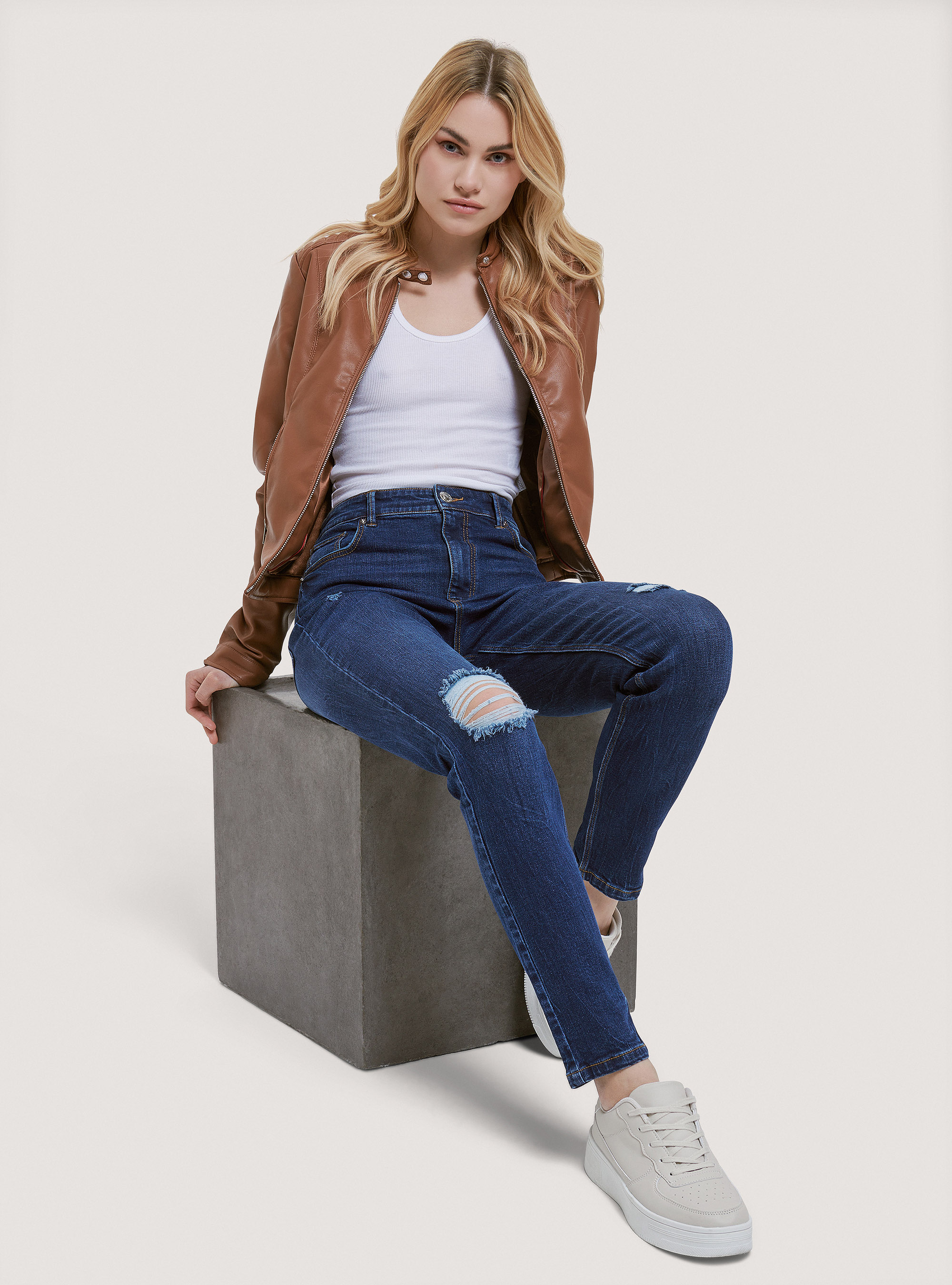 Jacke aus Kunstleder, C5583 TOBACCO