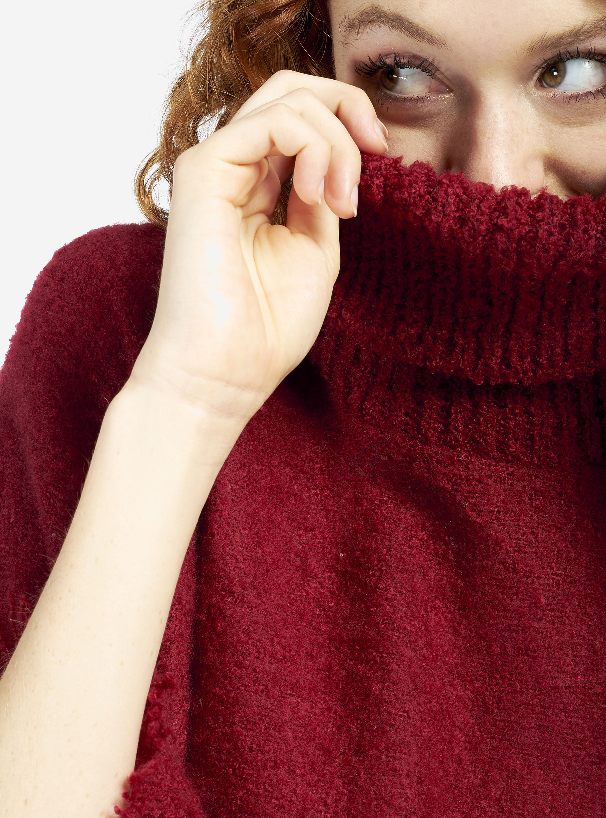 PONCHO WITH HIGH COLLAR, RED