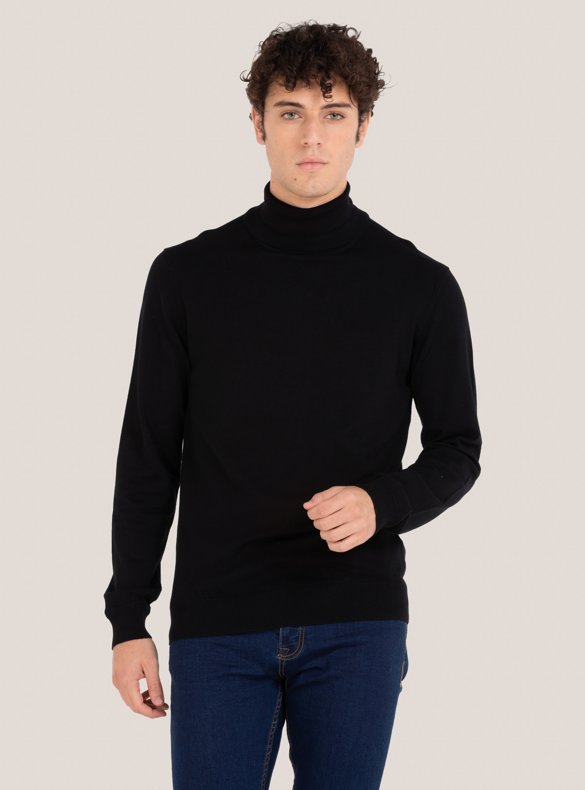 Basic turtleneck pullover, BLACK