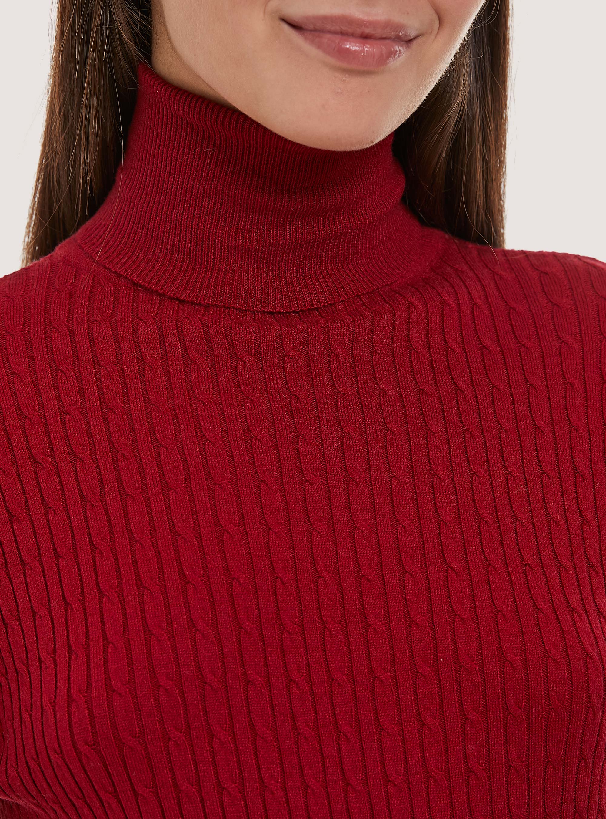 Turtleneck pullover with fine braids, RED